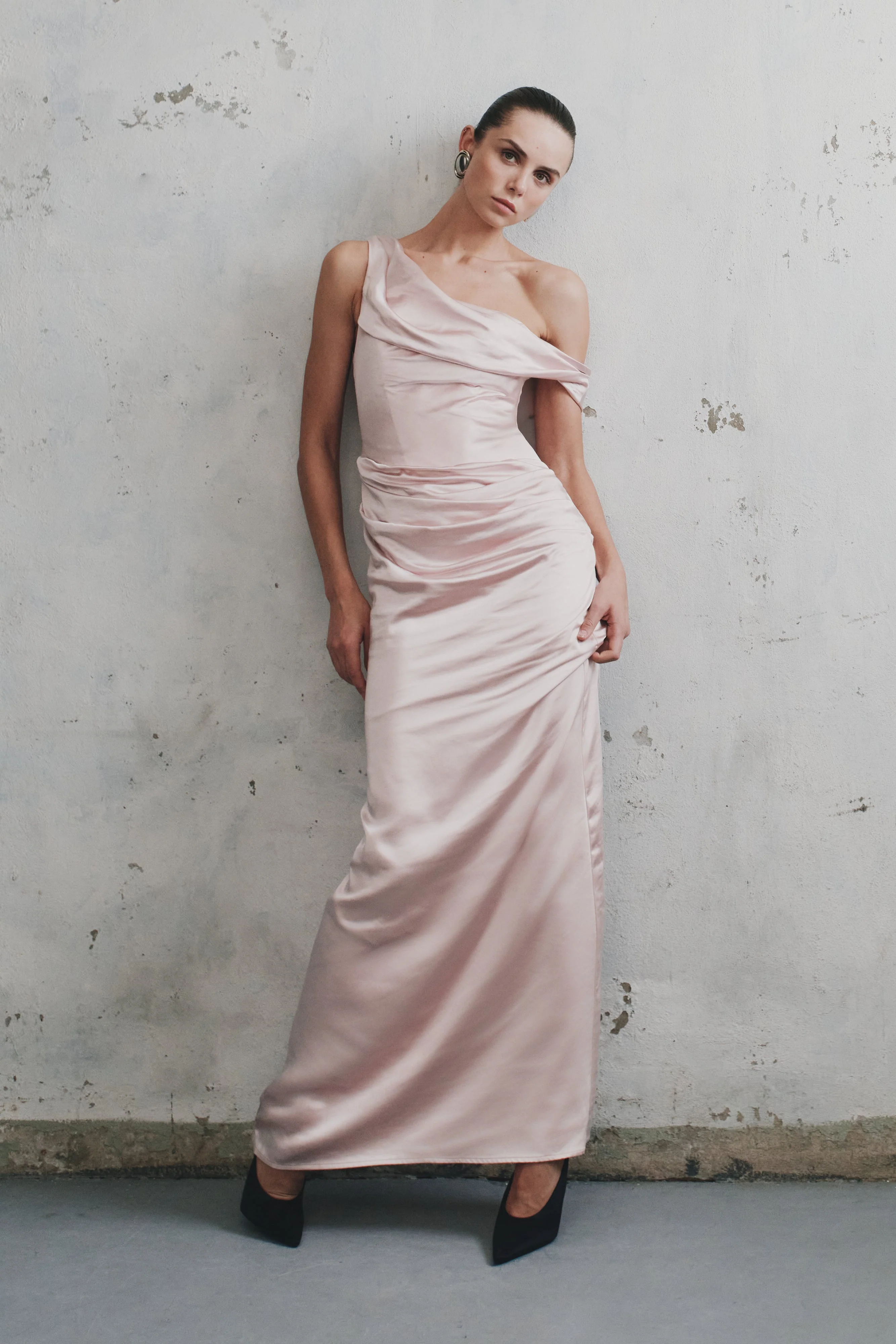 Dalia-Off-Shoulder-Satin-Maxi-Dress-Soft-Pink