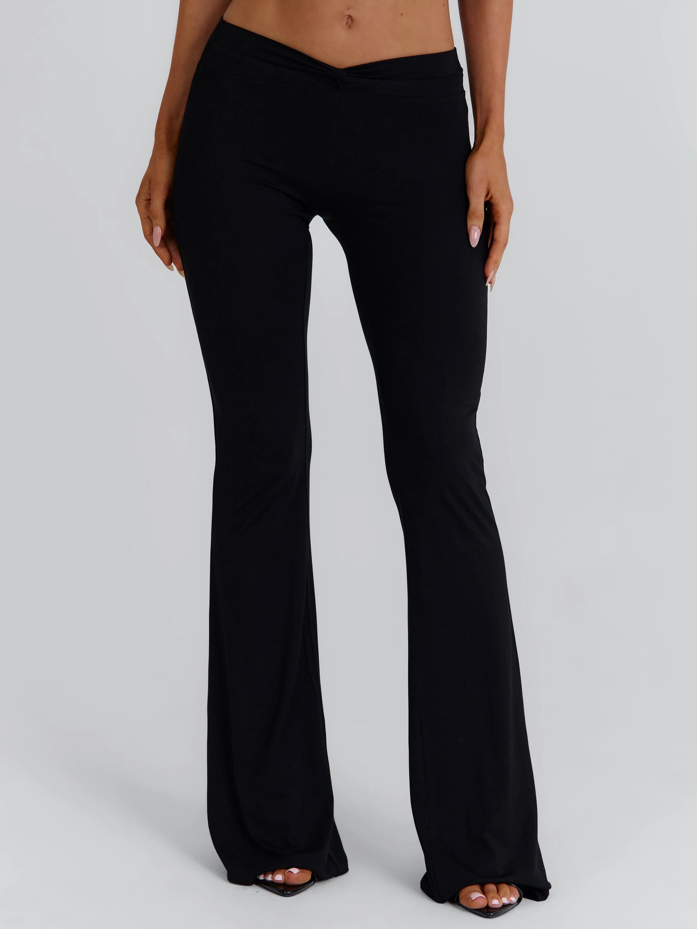 ADRIANNA PANT BLACK