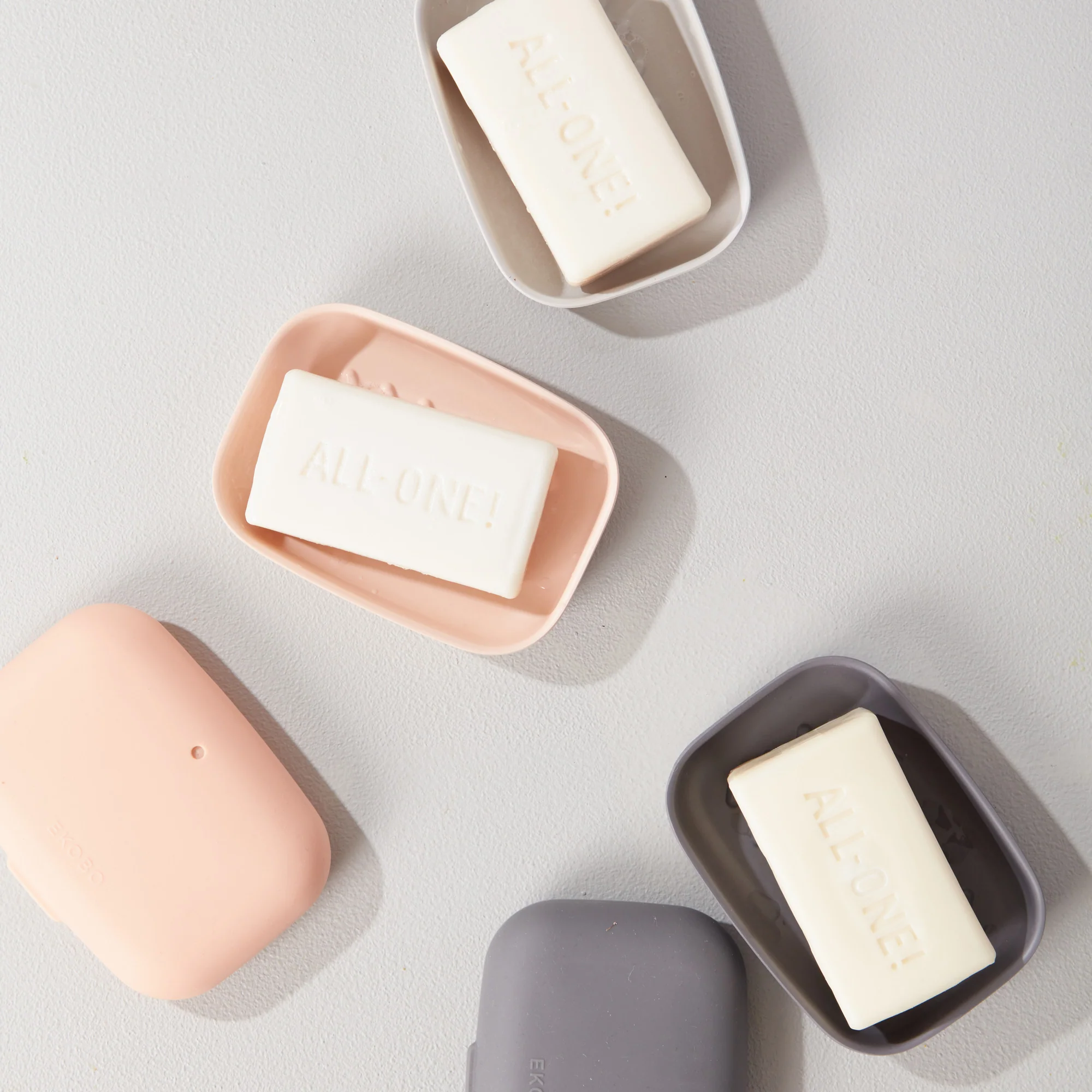 Vogeelle Travel Soap Box - Smoke