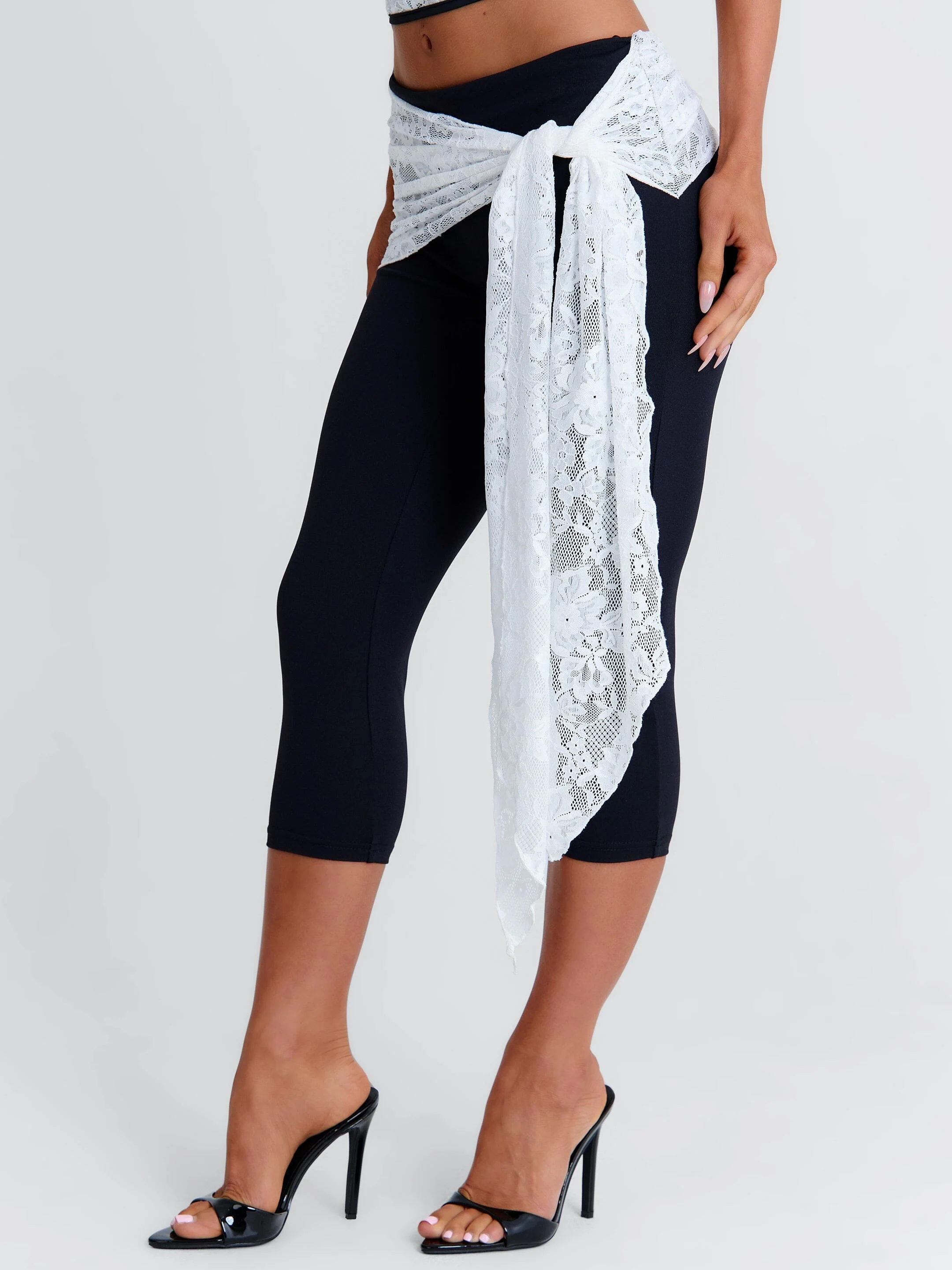 LULIAN CAPRI PANT BLACK