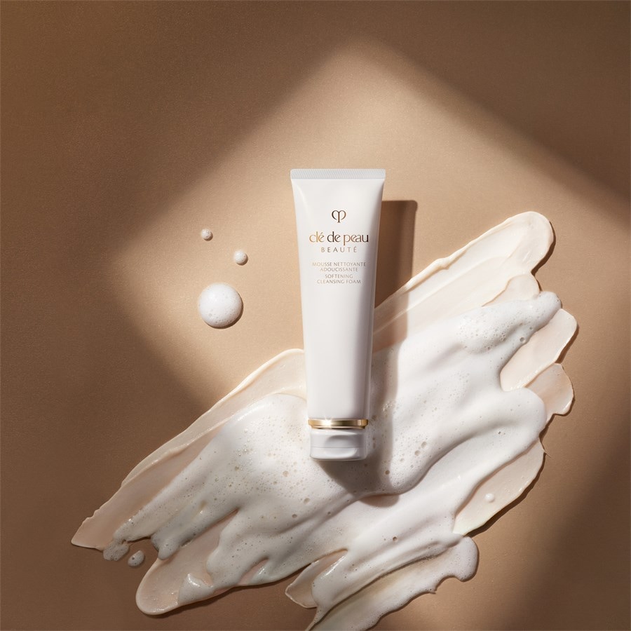 Clé de Peau Beauté Oczyszczanie Zmiękczająca pianka oczyszczająca