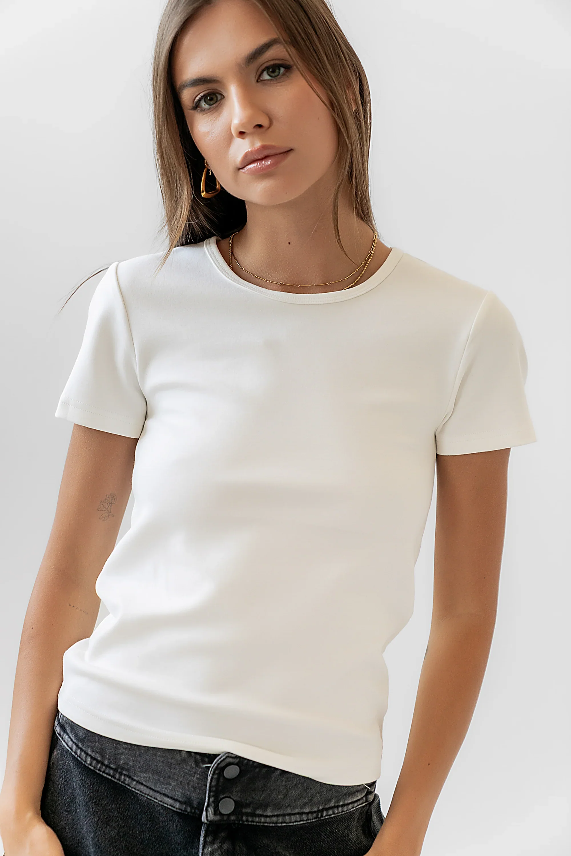 Mavis Basic Tee