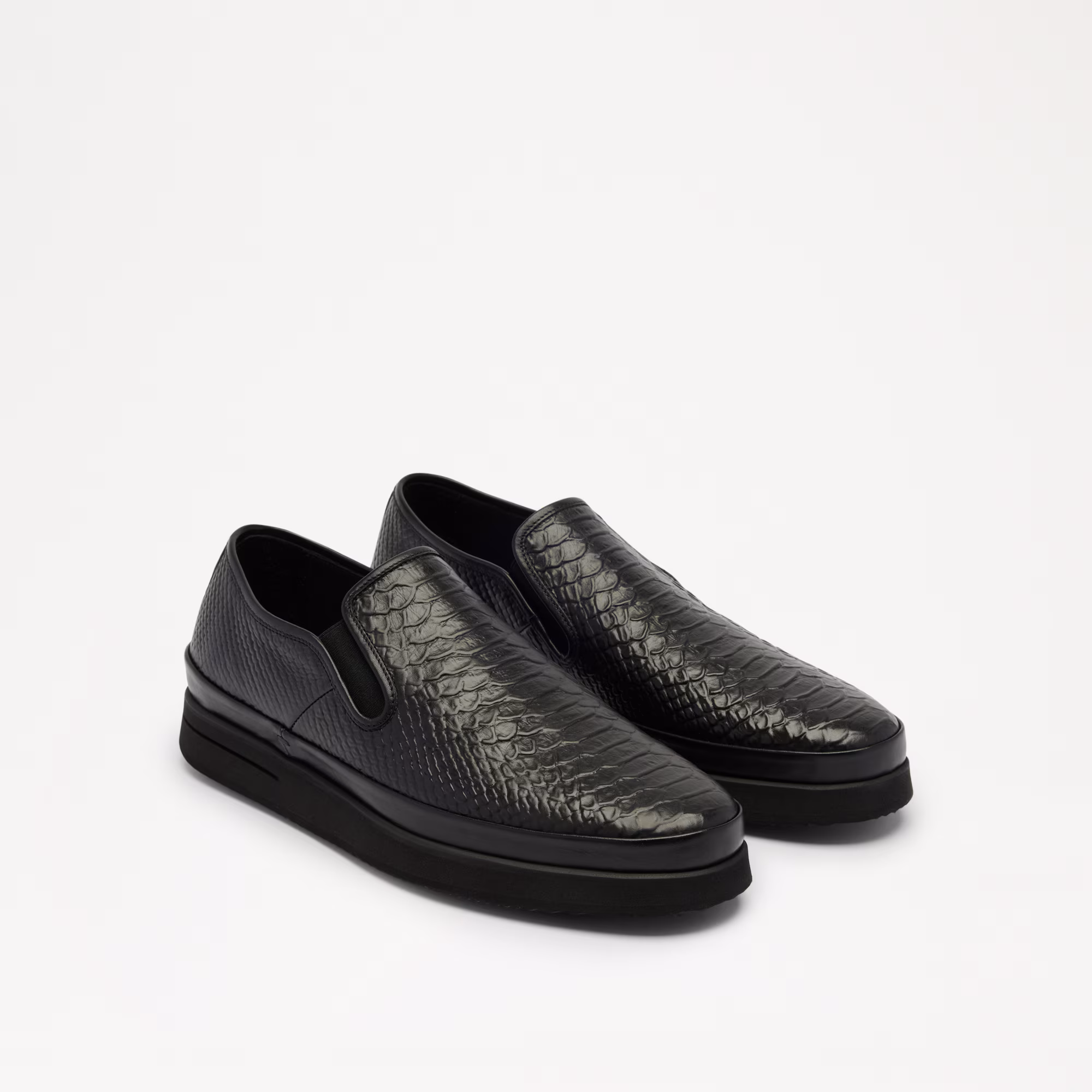Sanmarino2<br>Slip-On Textured Trainer