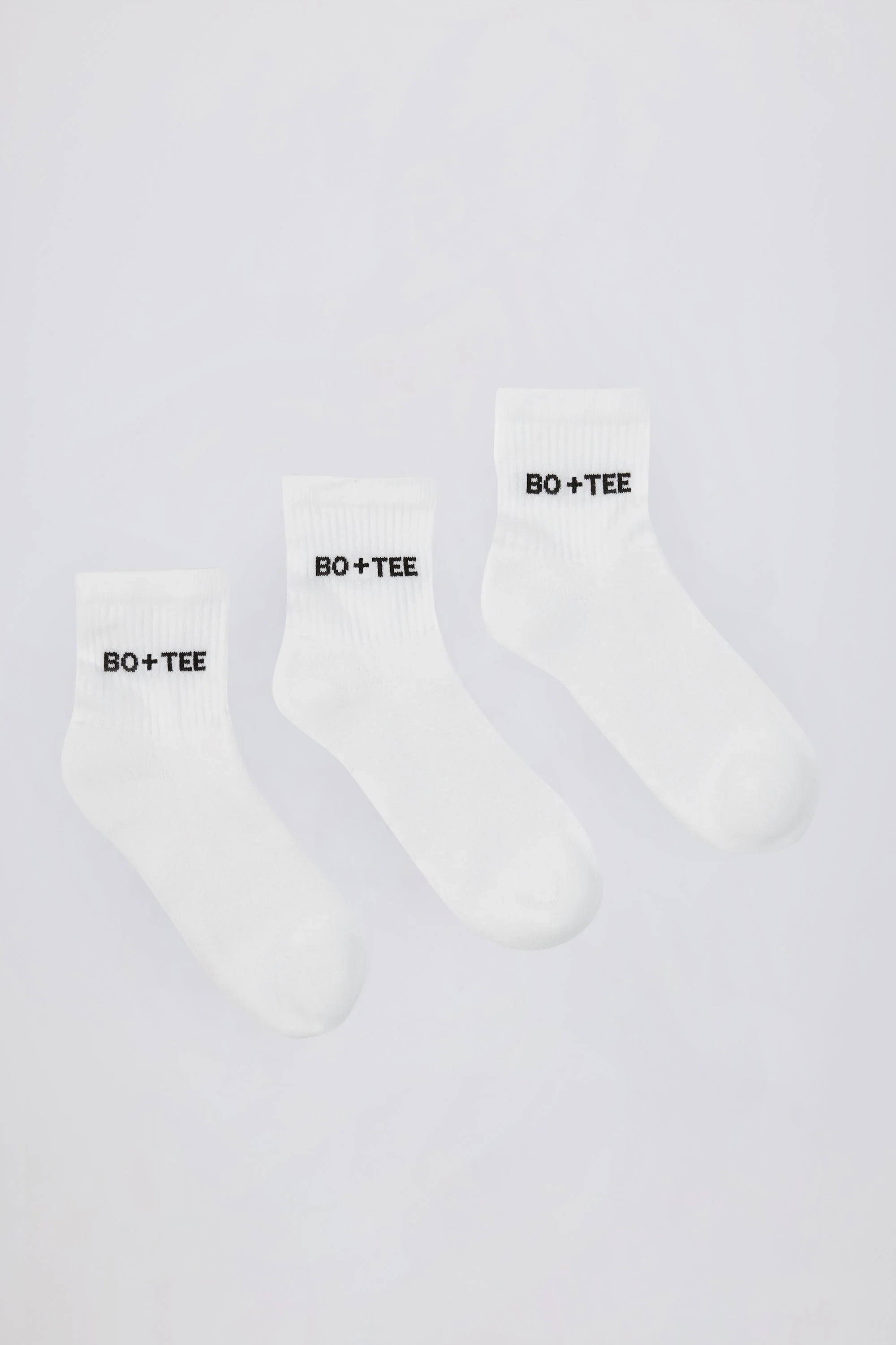 Ribbed Crew Sock Bundle in White