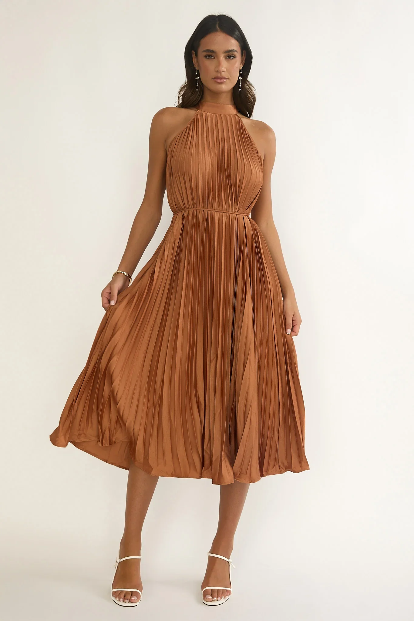 Sharaya Accordion Pleat Midi Dress Mocha