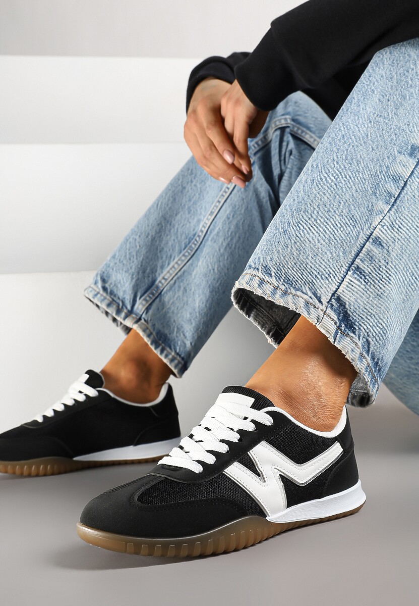 Czarne Sneakersy Typu Klasyczne Tenisówki Zdobione Przeszyciami Elanioria