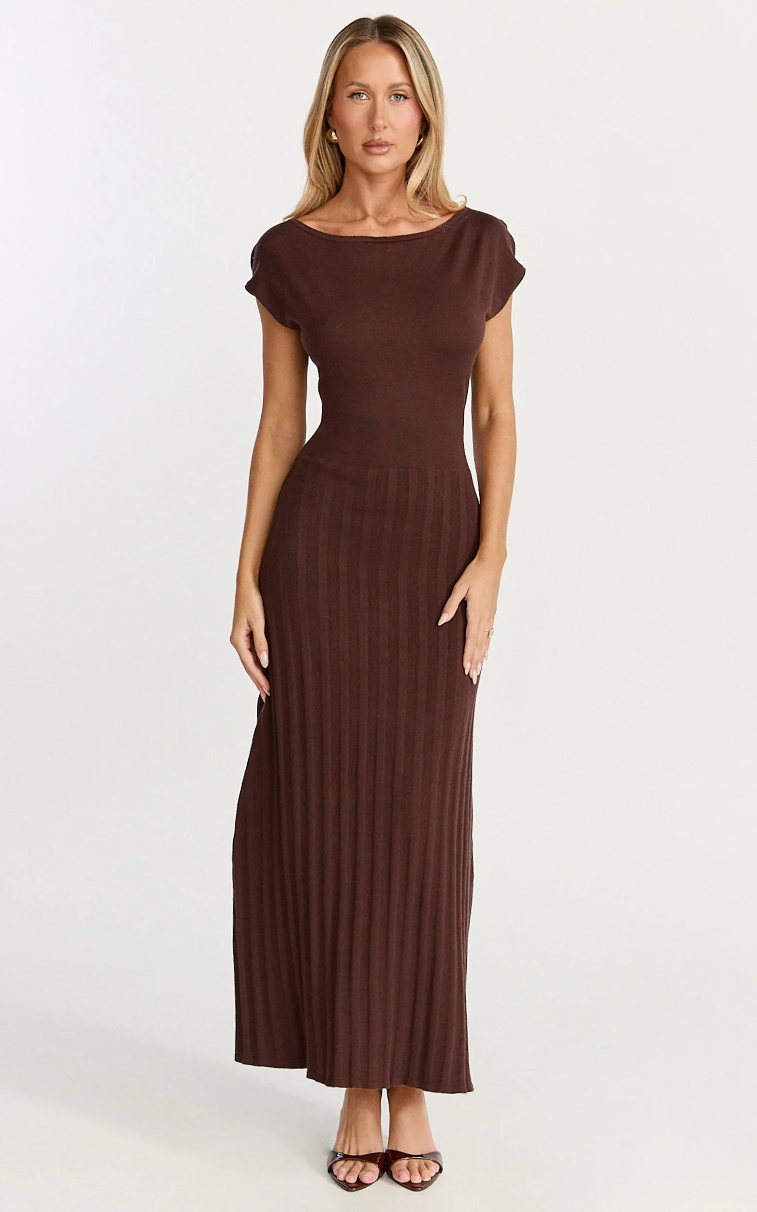 Jadey Midi Dress - Cap Sleeve Pleated Dress in Chocolate