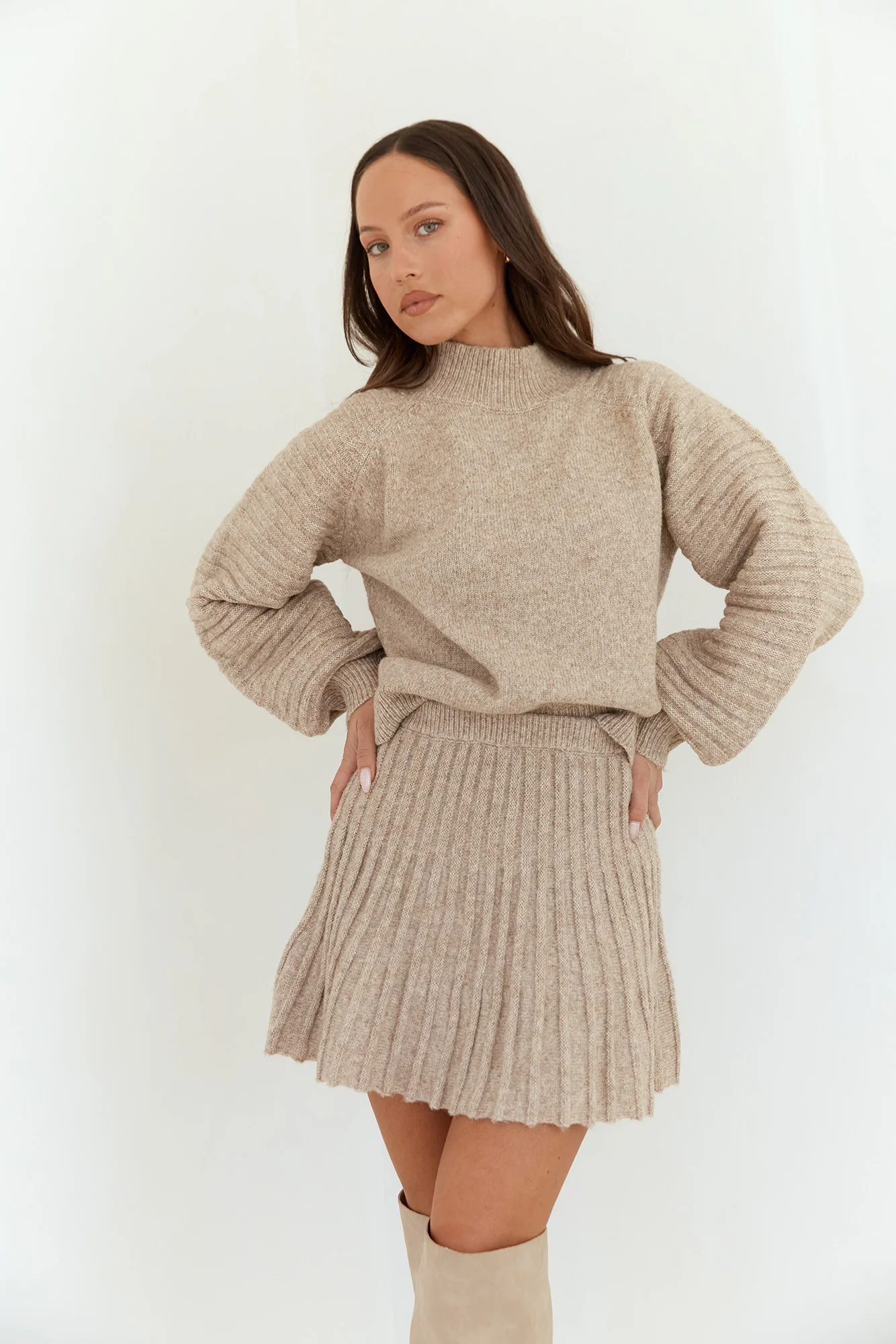 Seasonal Style Knit Mini Skirt Camel