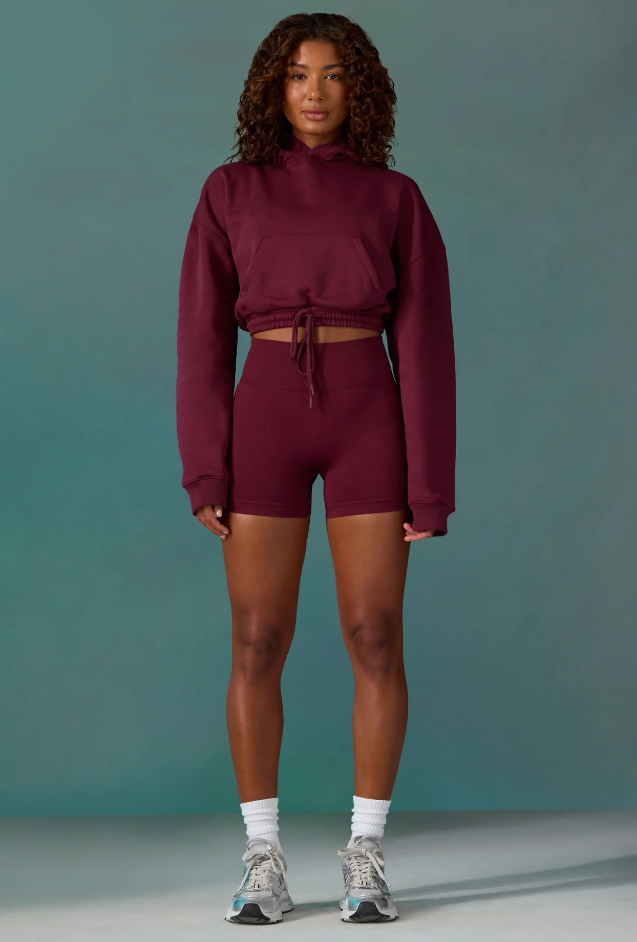 Cotton Fleece Drawstring Cropped Hoodie in Plum