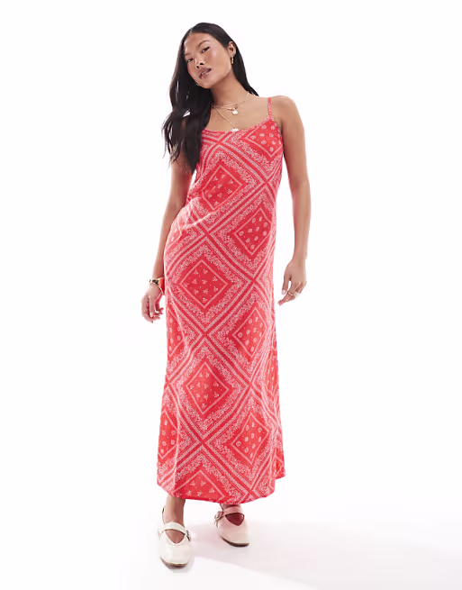 Miss Selfridge Petite strappy scoop neck maxi slip dress in bandana print