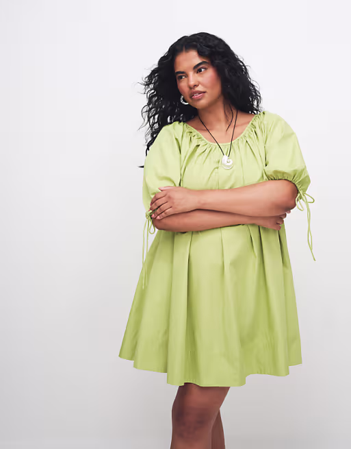 Curve scoop neck poplin mini dress with tie sleeves in green