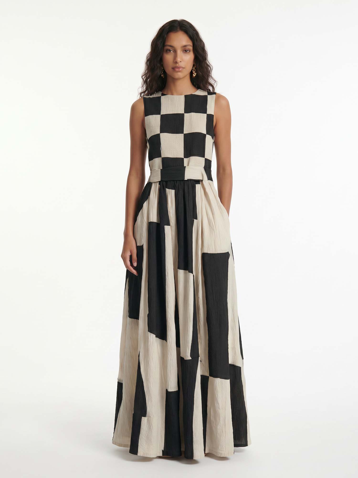 Checkerboard Contrast Maxi Dress