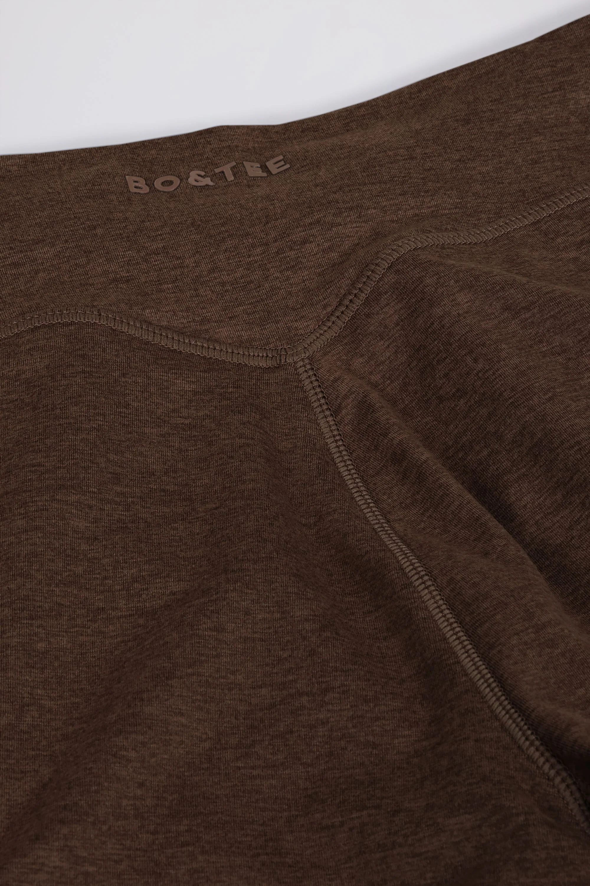Brushed Jersey Ruched Mid-Rise Leggings in Pecan Marl