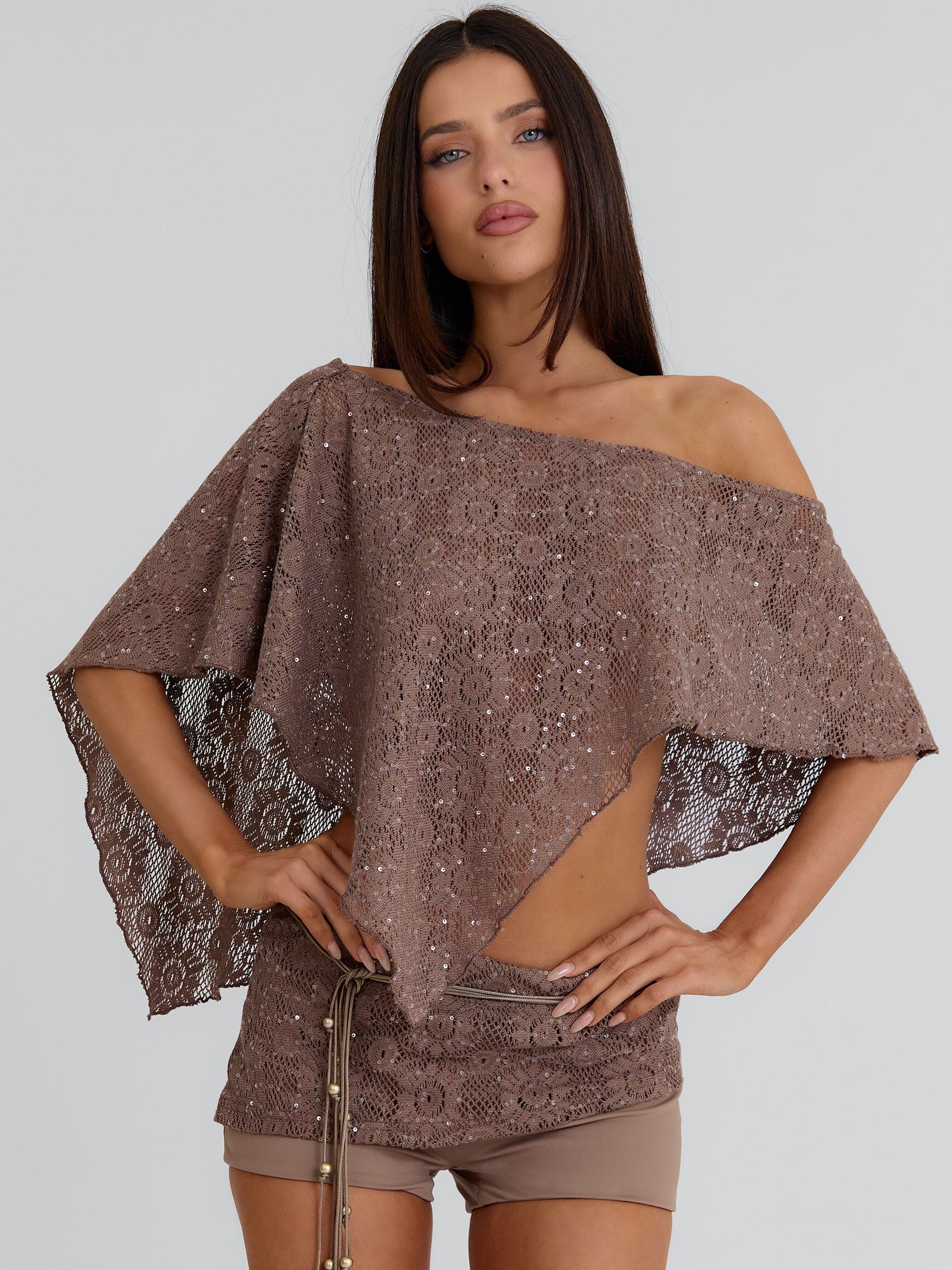 REECE LONGLINE TOP TAUPE