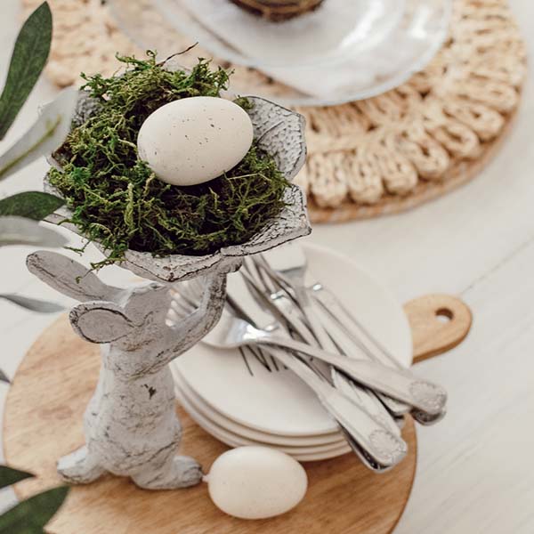 Distressed Antique White Cast Iron Rabbit Bird Feeder