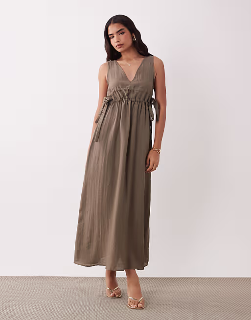 VILA tie side v neck maxi dress in cub brown