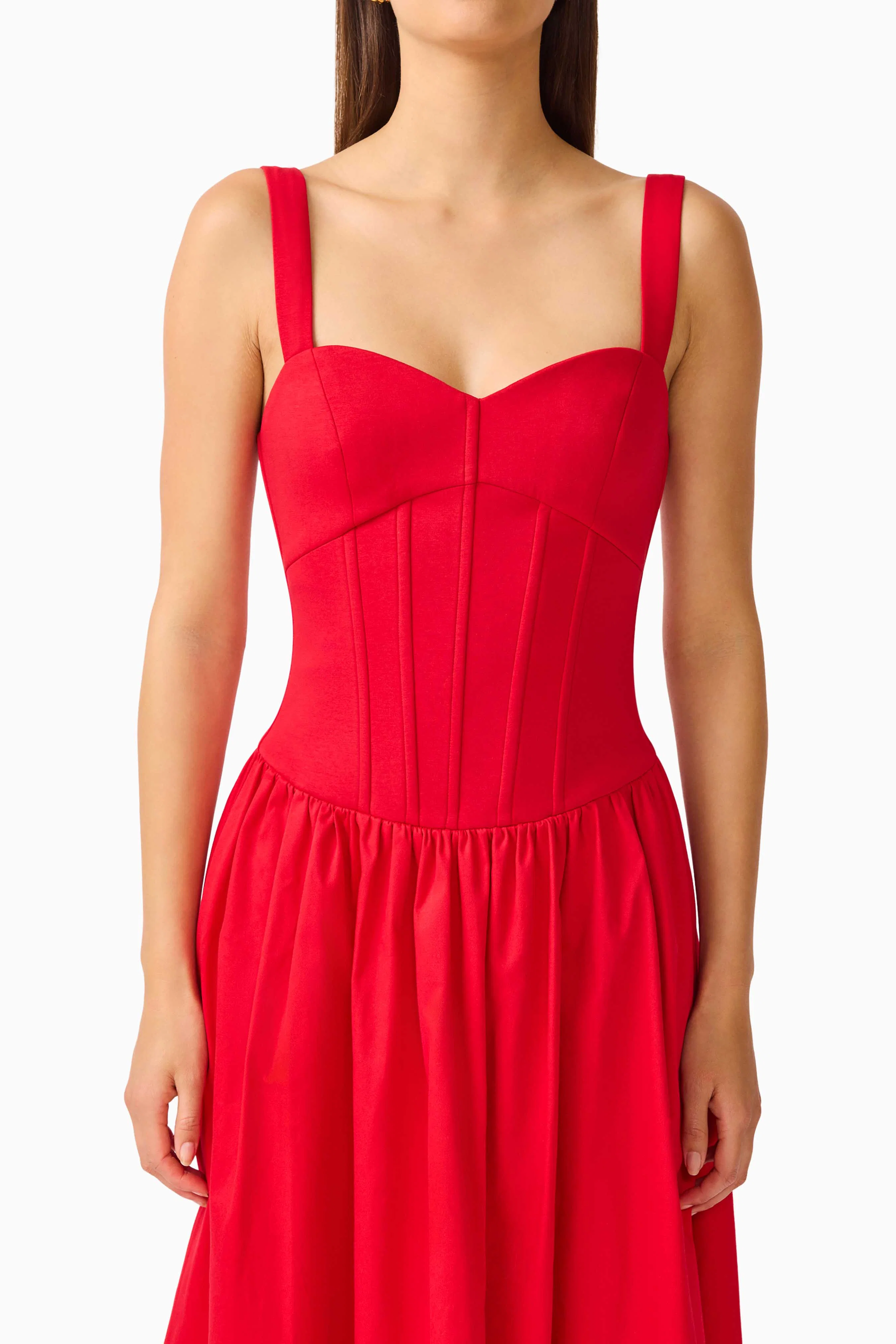 CURAAE Aris Sweetheart Midi Dress in Red