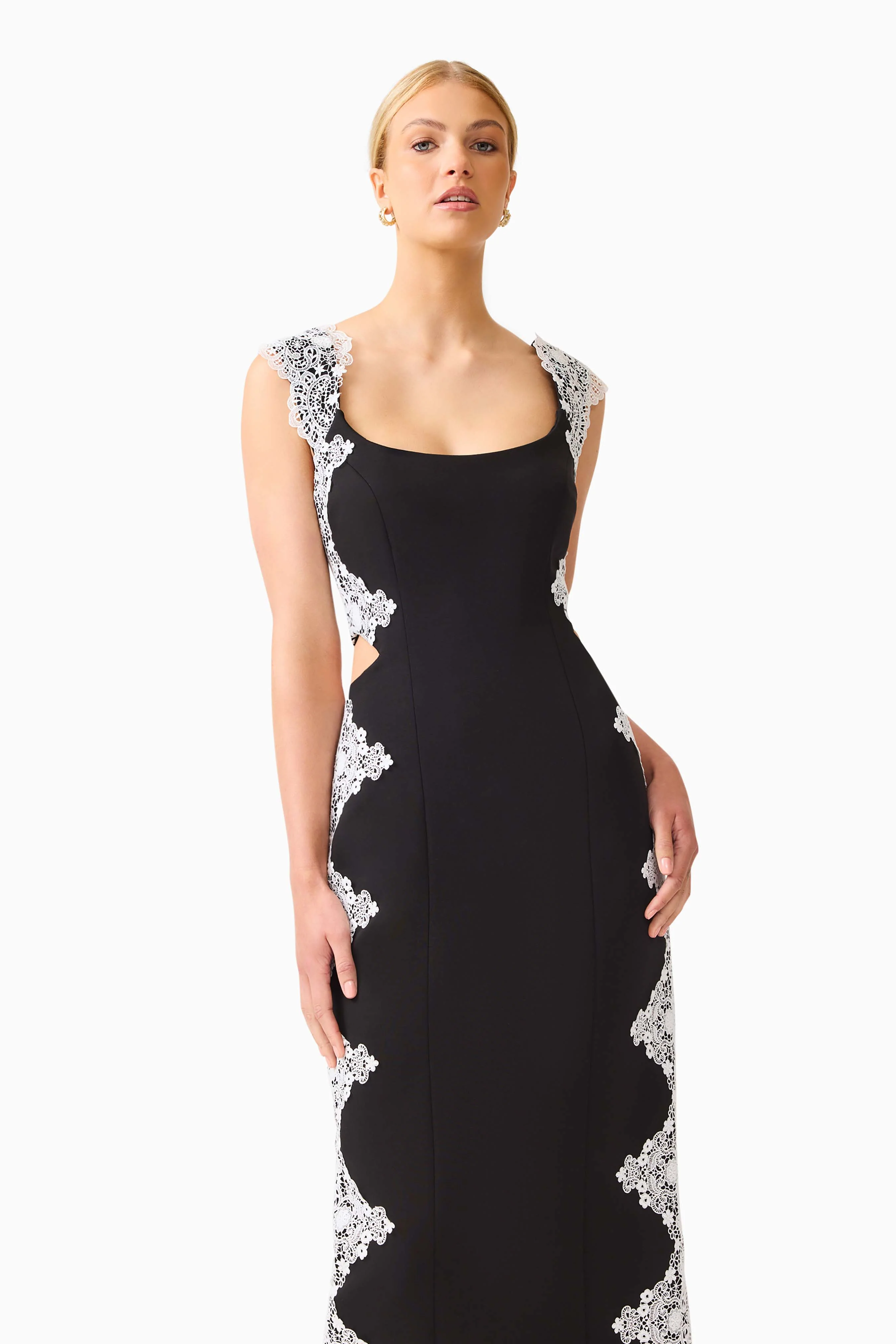 Elysia Lace Midi Dress in Black