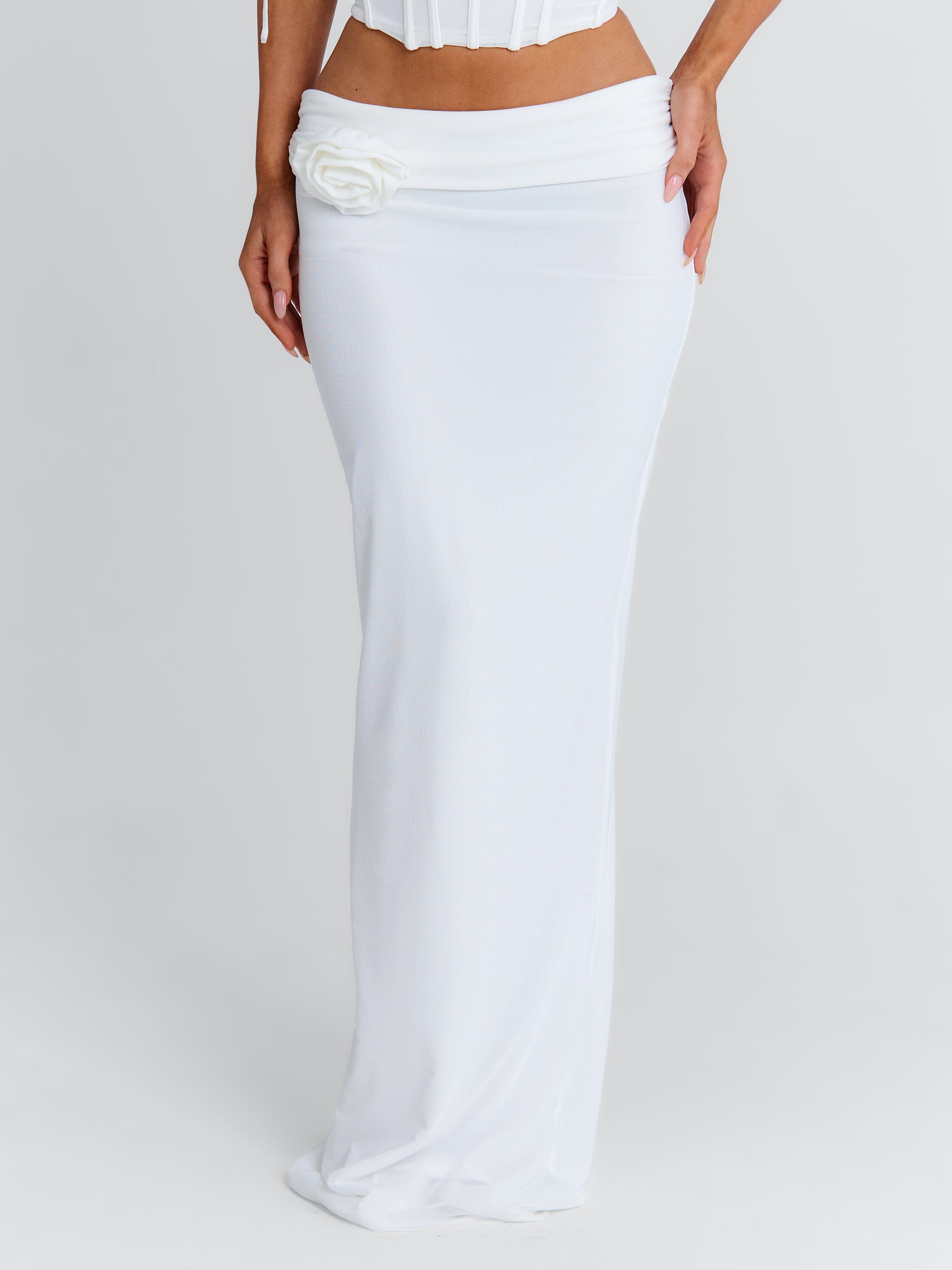 Zurai-Maxi-Skirt-White
