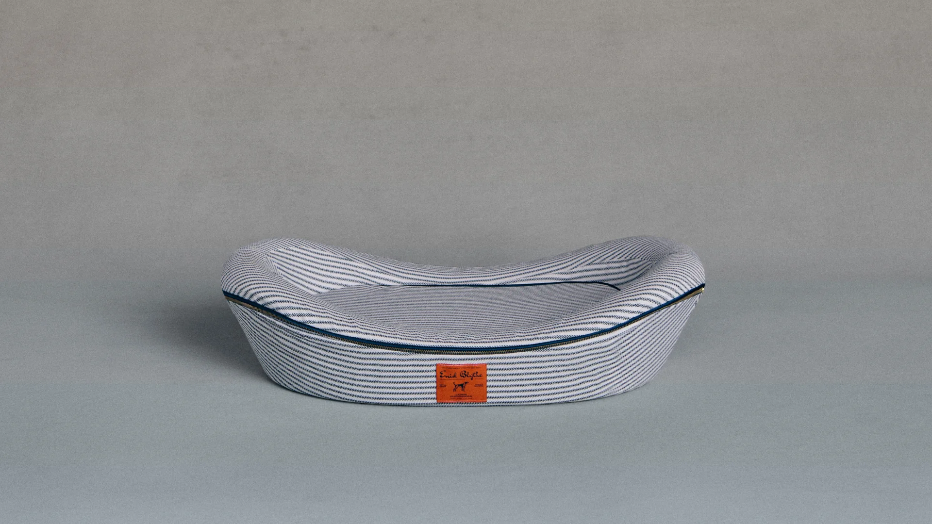 Timeless Dog Bed in Blue Blood Ticking