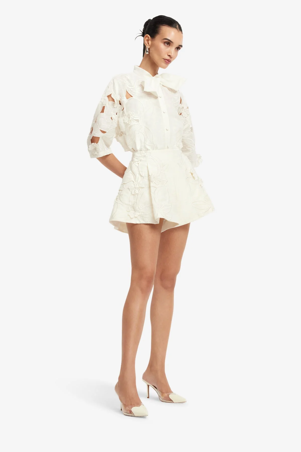 Brooklyn Appliqué Bow Puff Sleeve Top - Snow
