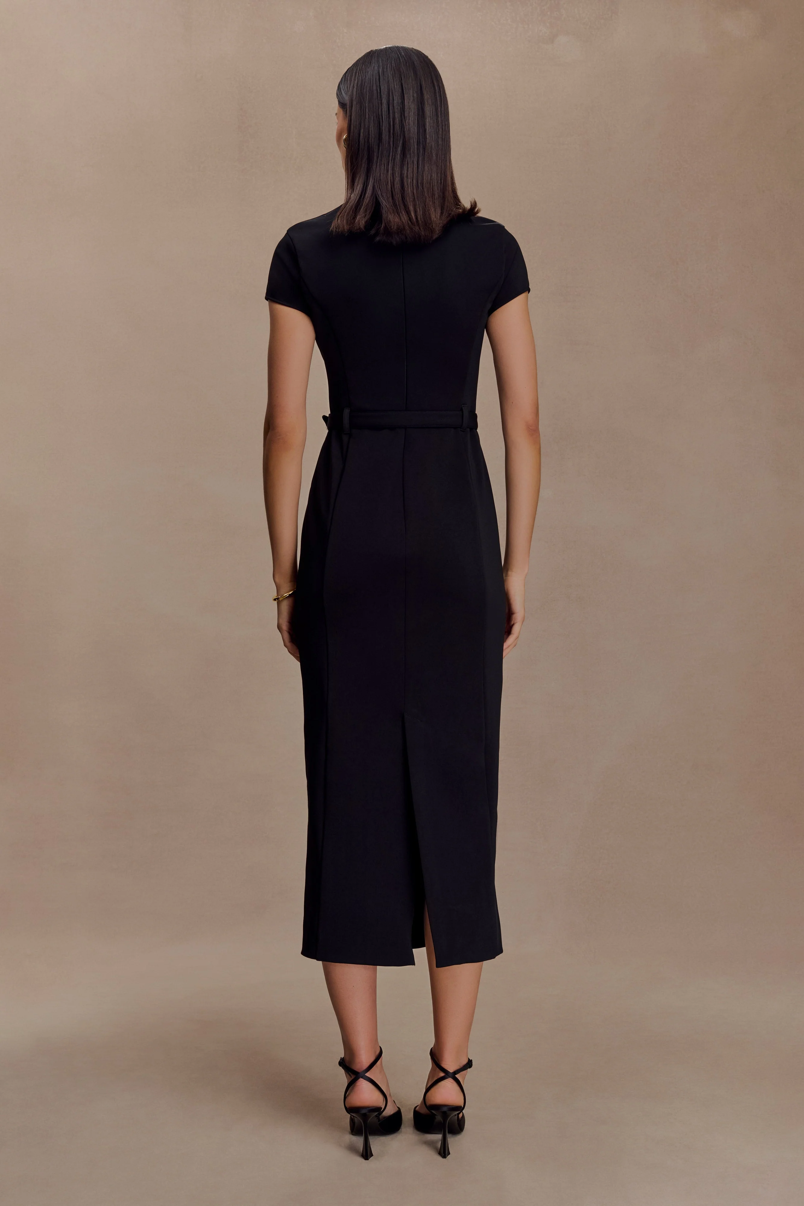 Arwyn Short Sleeve Crepe Midi Dress - Black