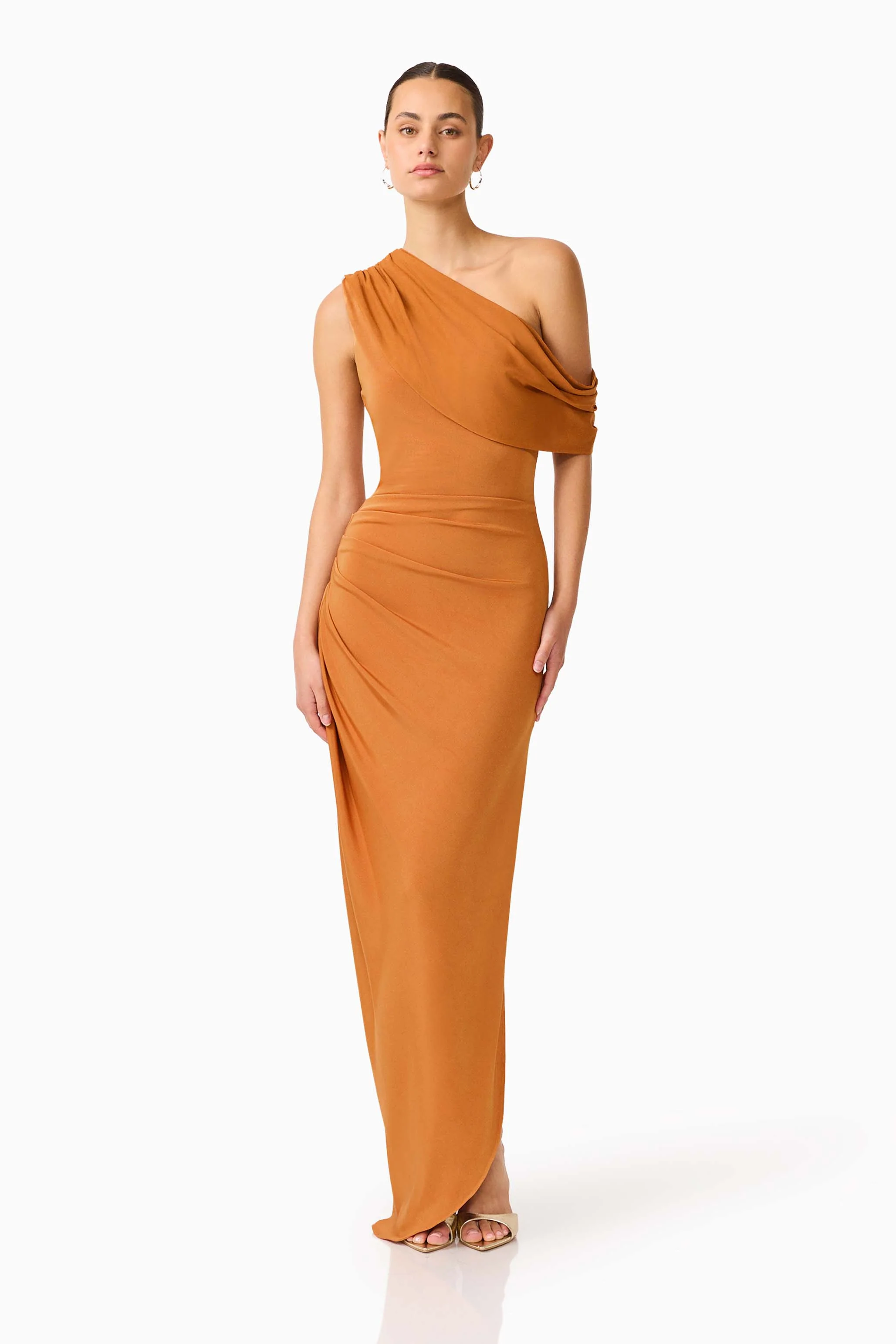 CURAAE Roya Off Shoulder Maxi Dress in Caramel Brown