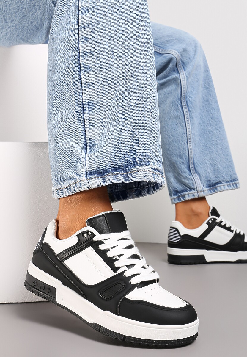 Biało-Czarne Sznurowane Sneakersy z Przeszyciami na Grubej Podeszwie Sillvina