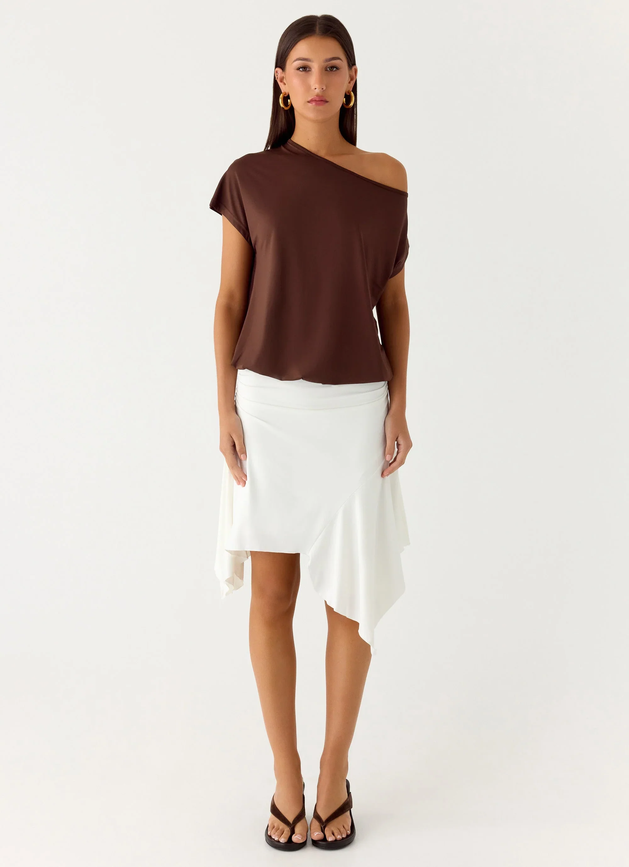 Raeni Off Shoulder Top - Chocolate