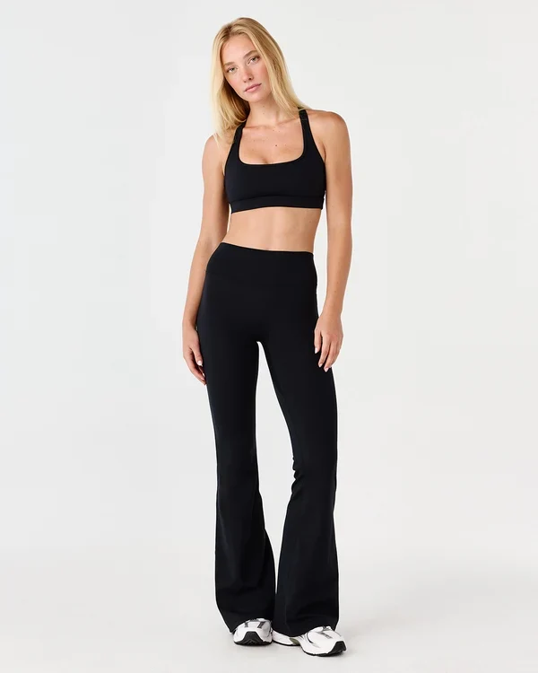 Form Invisible Scrunch Flare Fold Over Leggings