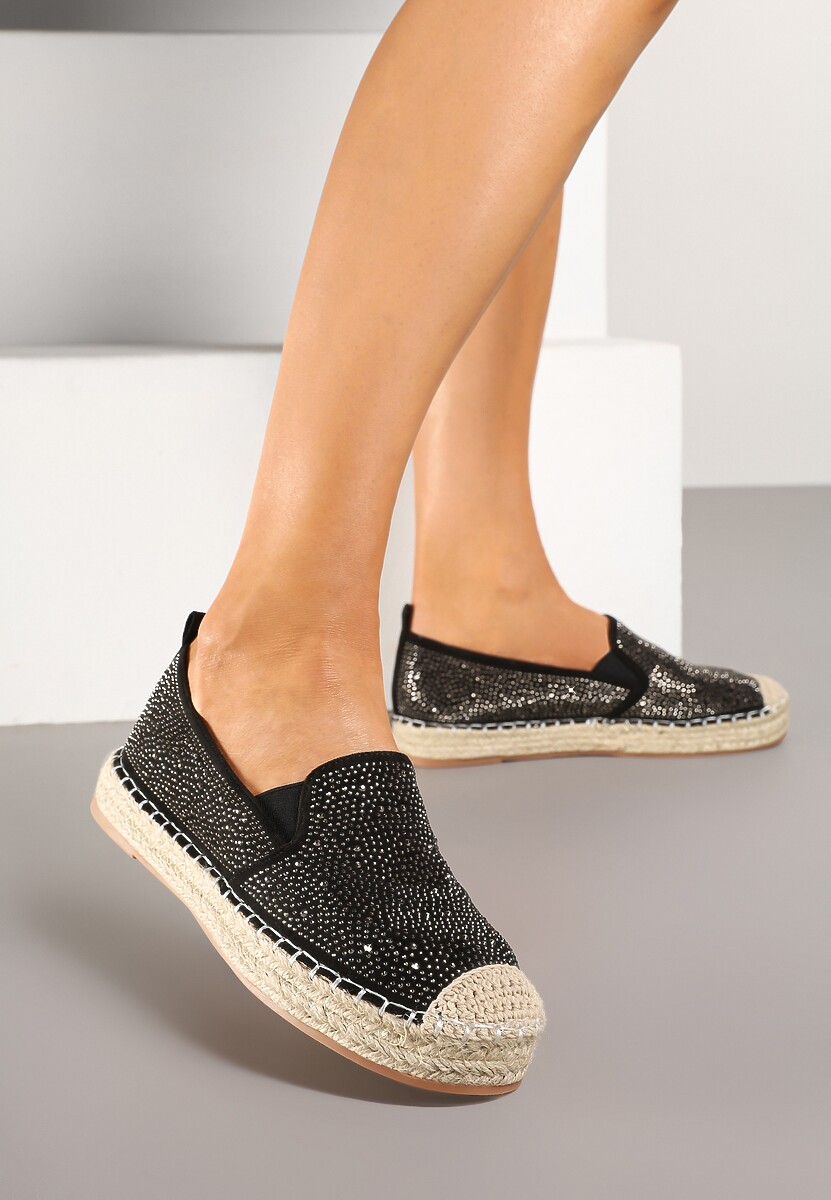 Czarne Espadryle z Plecionką i Cyrkoniami Calinorie