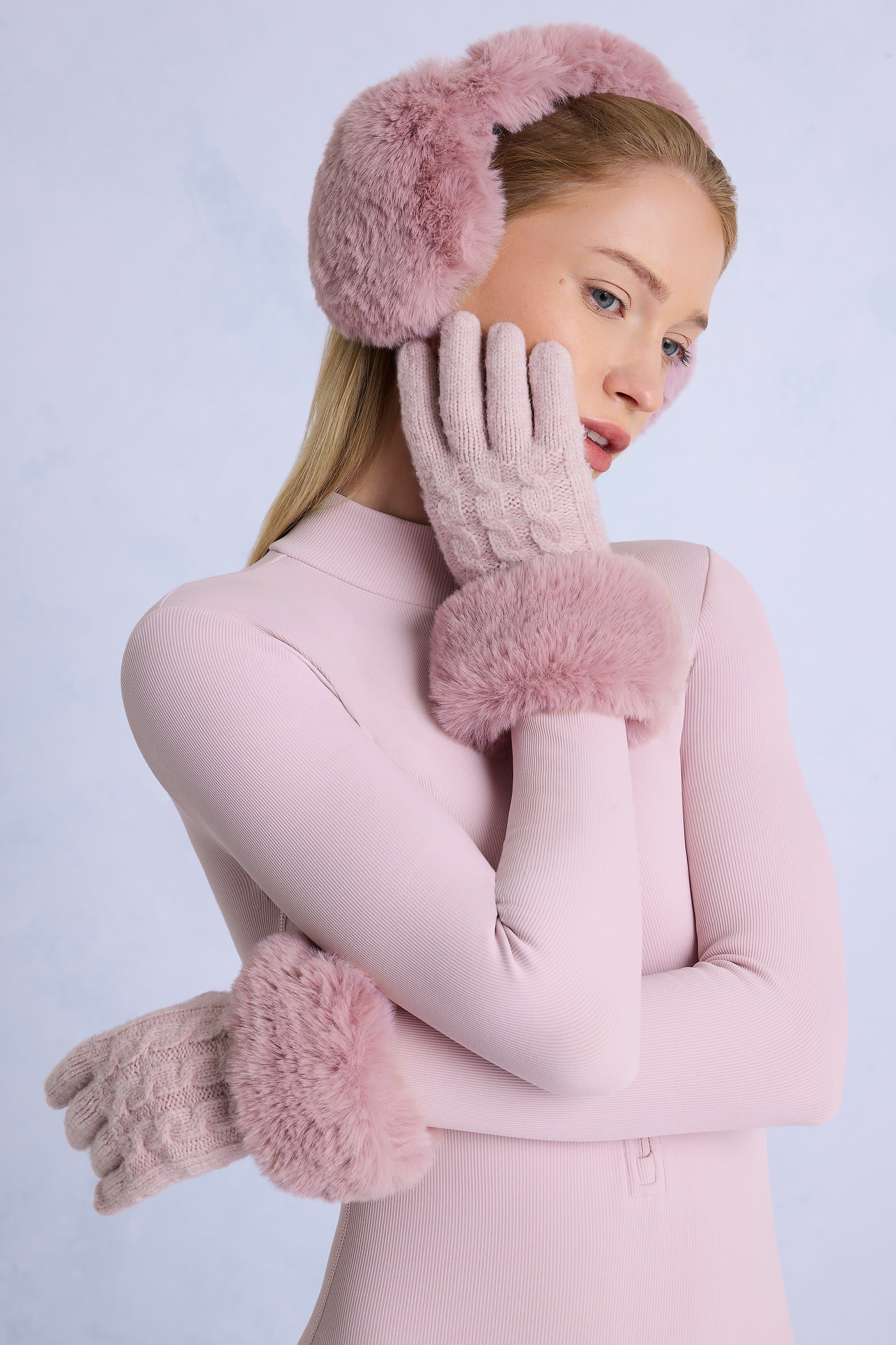 Knit Faux-Fur Cuff Gloves in Powder Pink