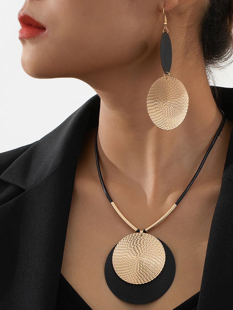 Geometric Round Cut Earrings Accessories Necklaces Accessories Two Pieces Set