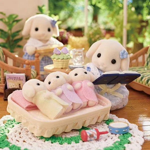 Calico Critters: Flora Rabbit Family (5pc) Posable Flocked Collectible Figurines
