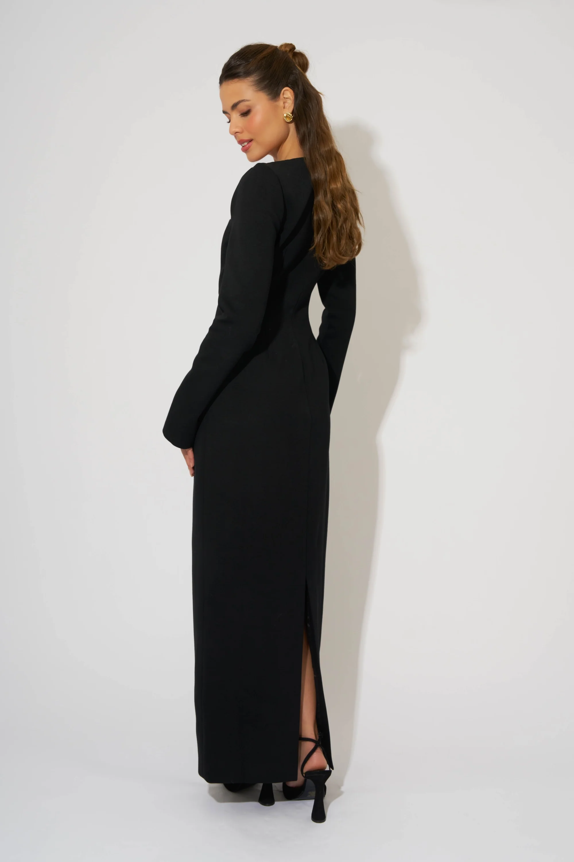 Framed Neckline Maxi Dress