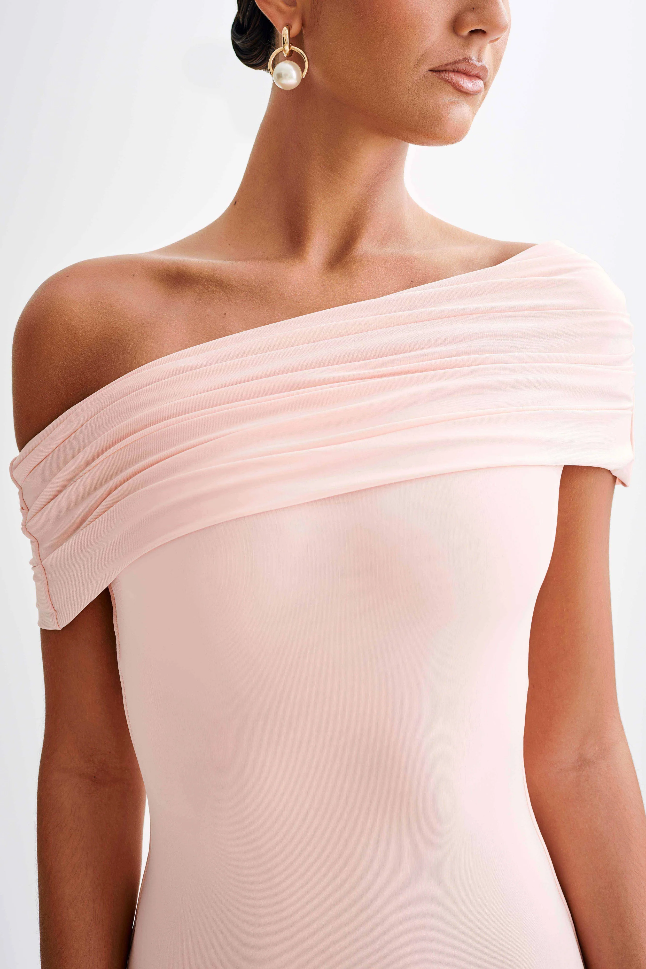 Cassandra-Off-Shoulder-Slinky-Maxi-Dress-Pale-Pink