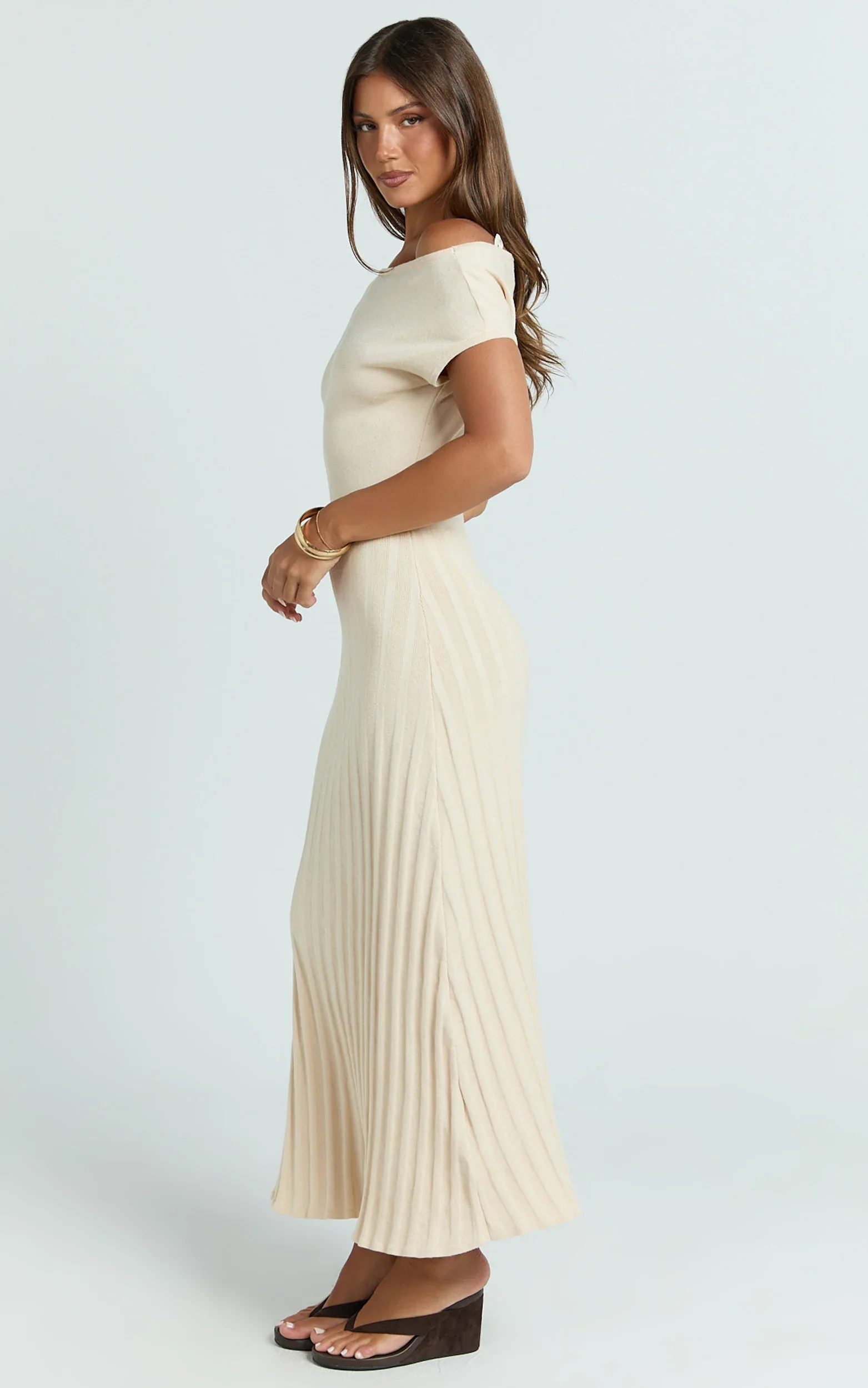 Jadey Midi Dress - Cap Sleeve Pleated Dress in Bone