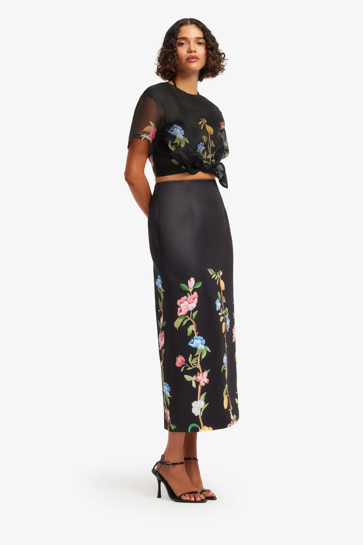 Riley Sleeve Top - Lemon Vine Print in Ebony