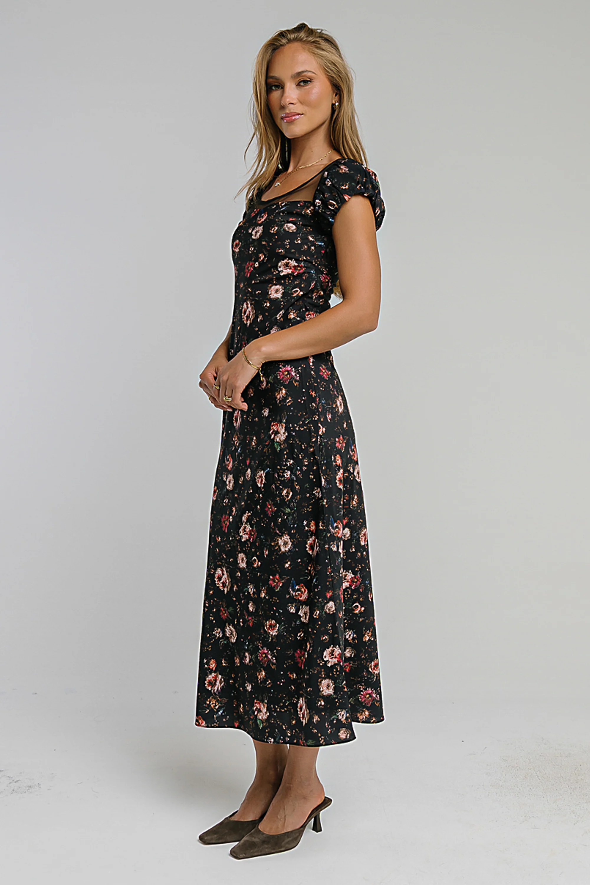 Ellie Mesh Floral Maxi Dress in Black