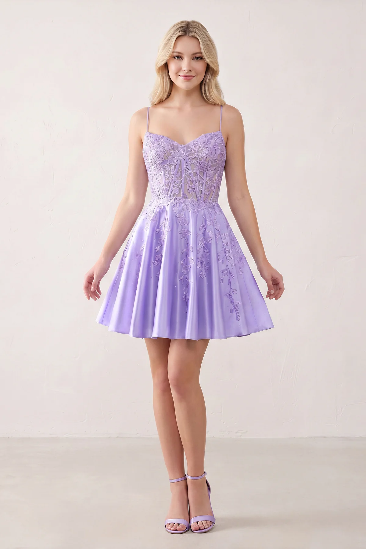 Green Appliques Sweetheart Lace-Up A-Line Short Homecoming Dress