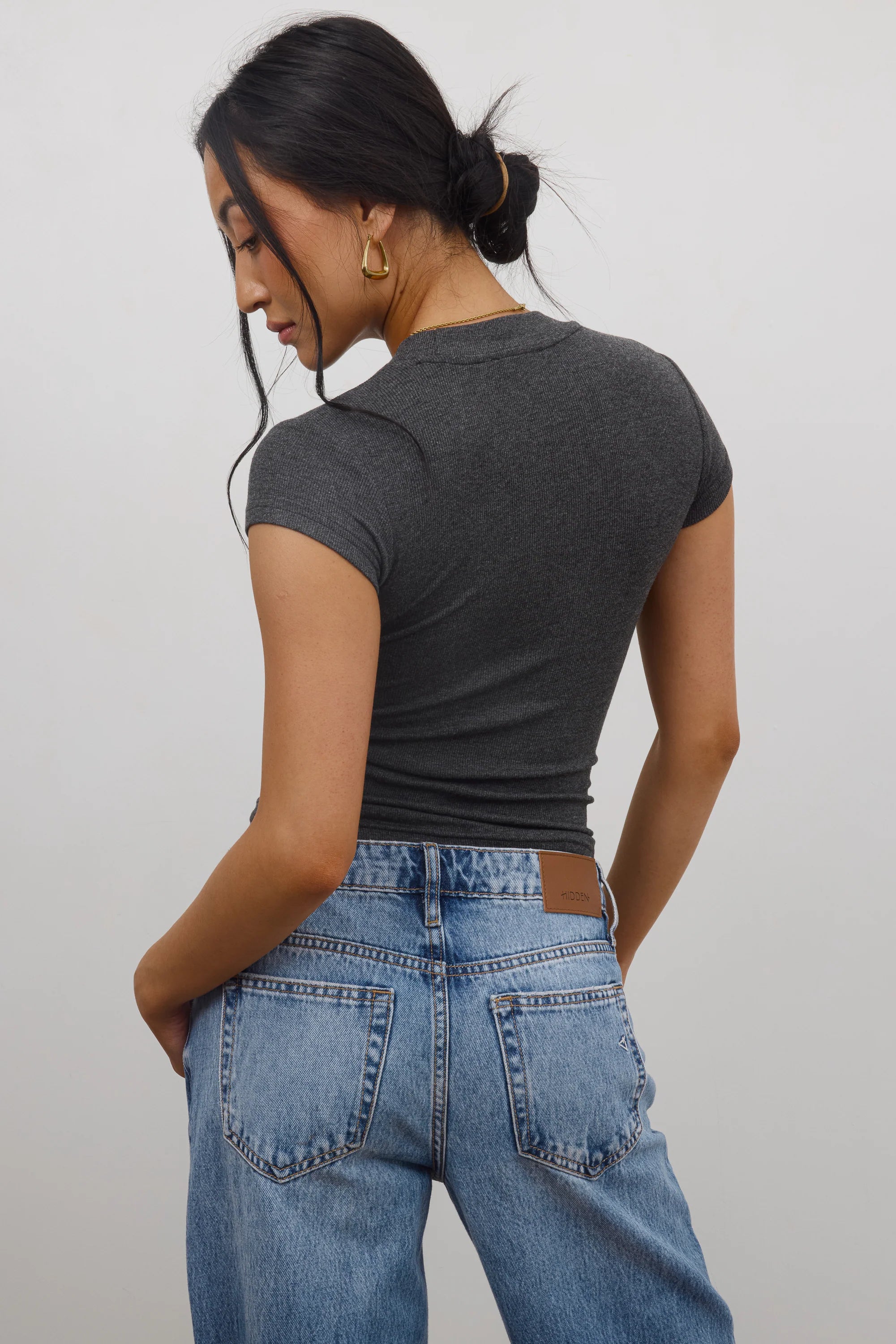 Asher Ribbed Top in Charcoal