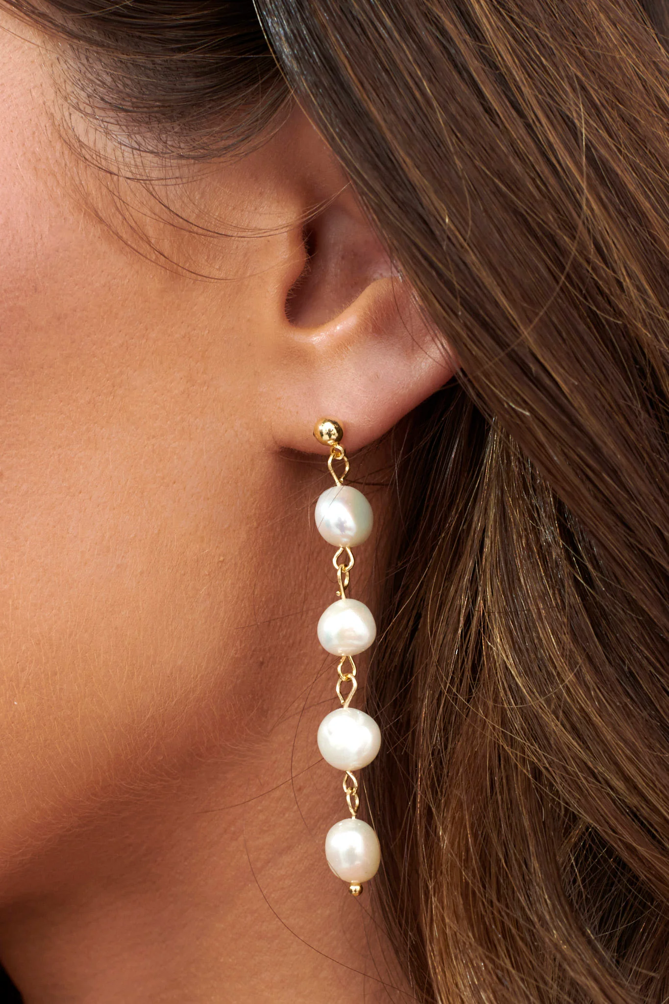 Maude Pearl Drop Chain Earrings Gold