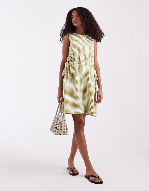 Vero Moda sleeveless bow tie side seersucker mini dress in green gingham print