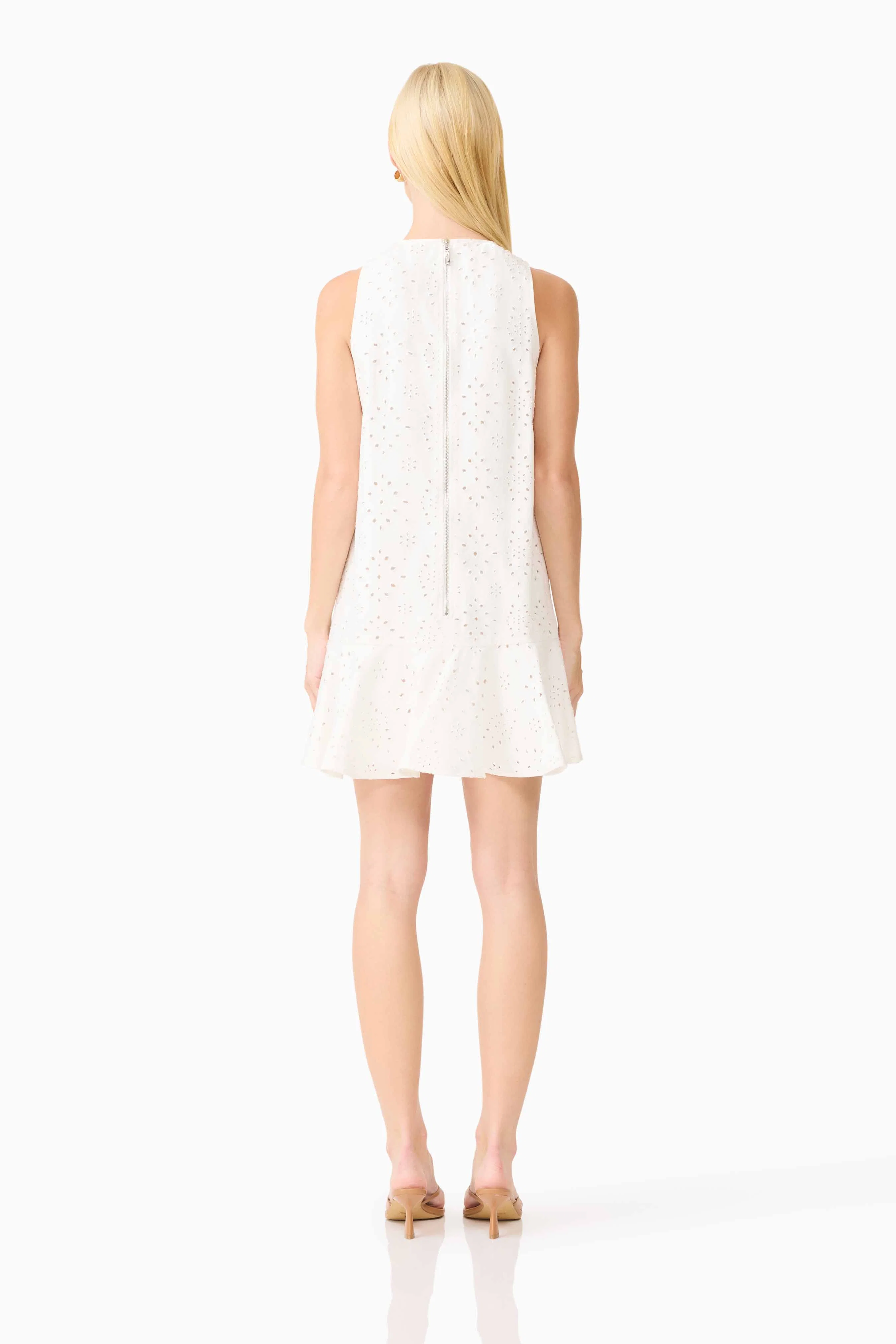CURAAE Sierra Mini Shift Dress in White