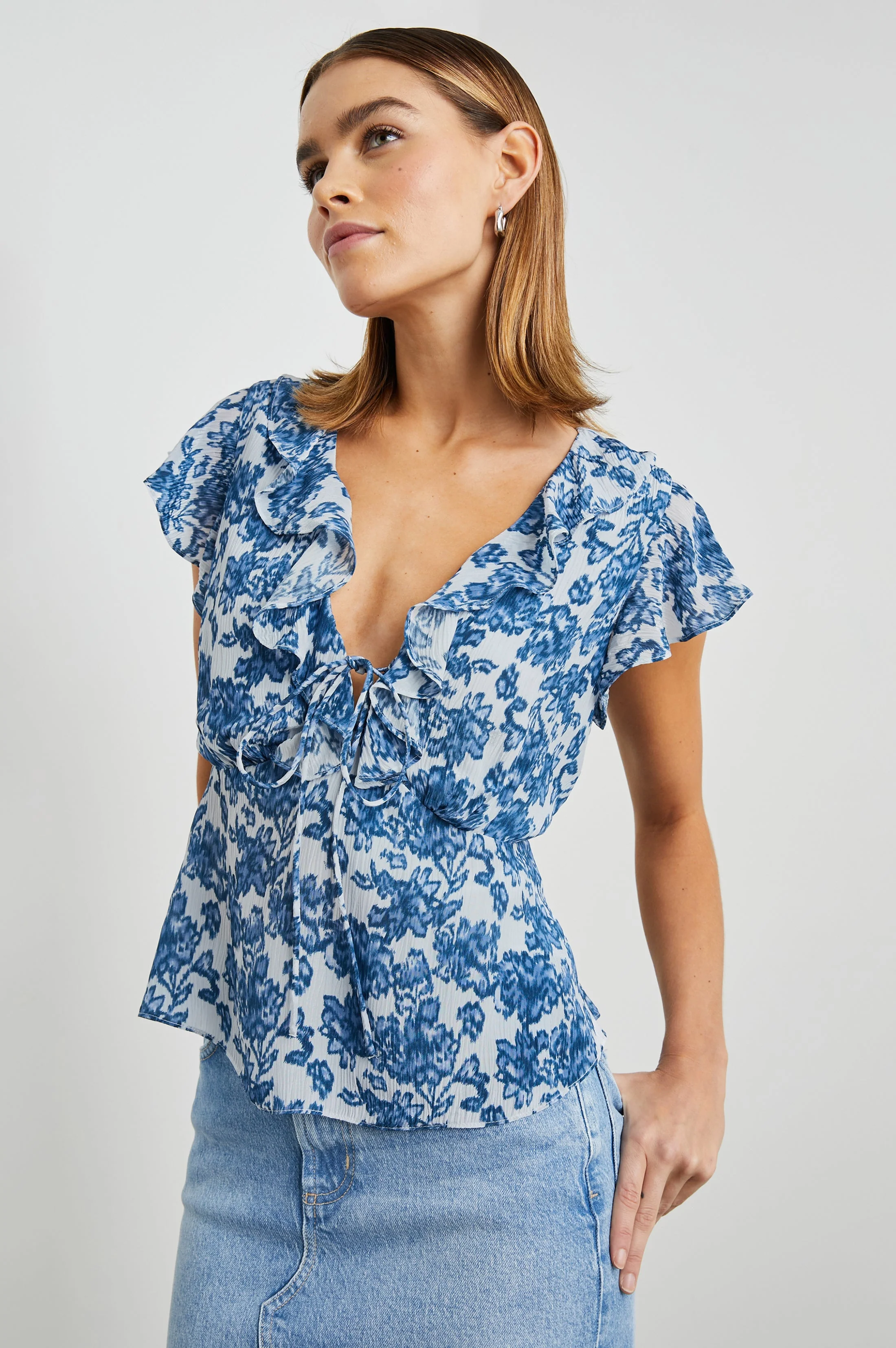 Carmine Top - Chambray Floral