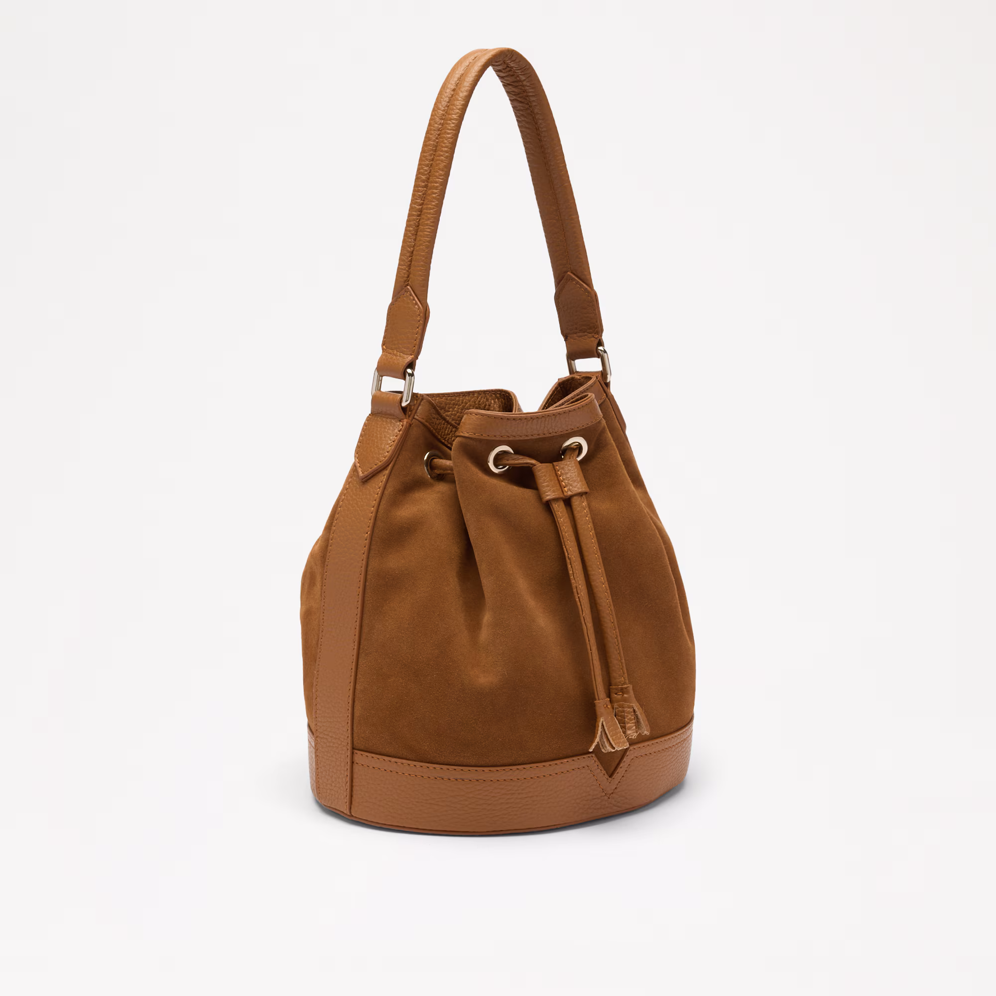 Hessle<br>Bucket Bag