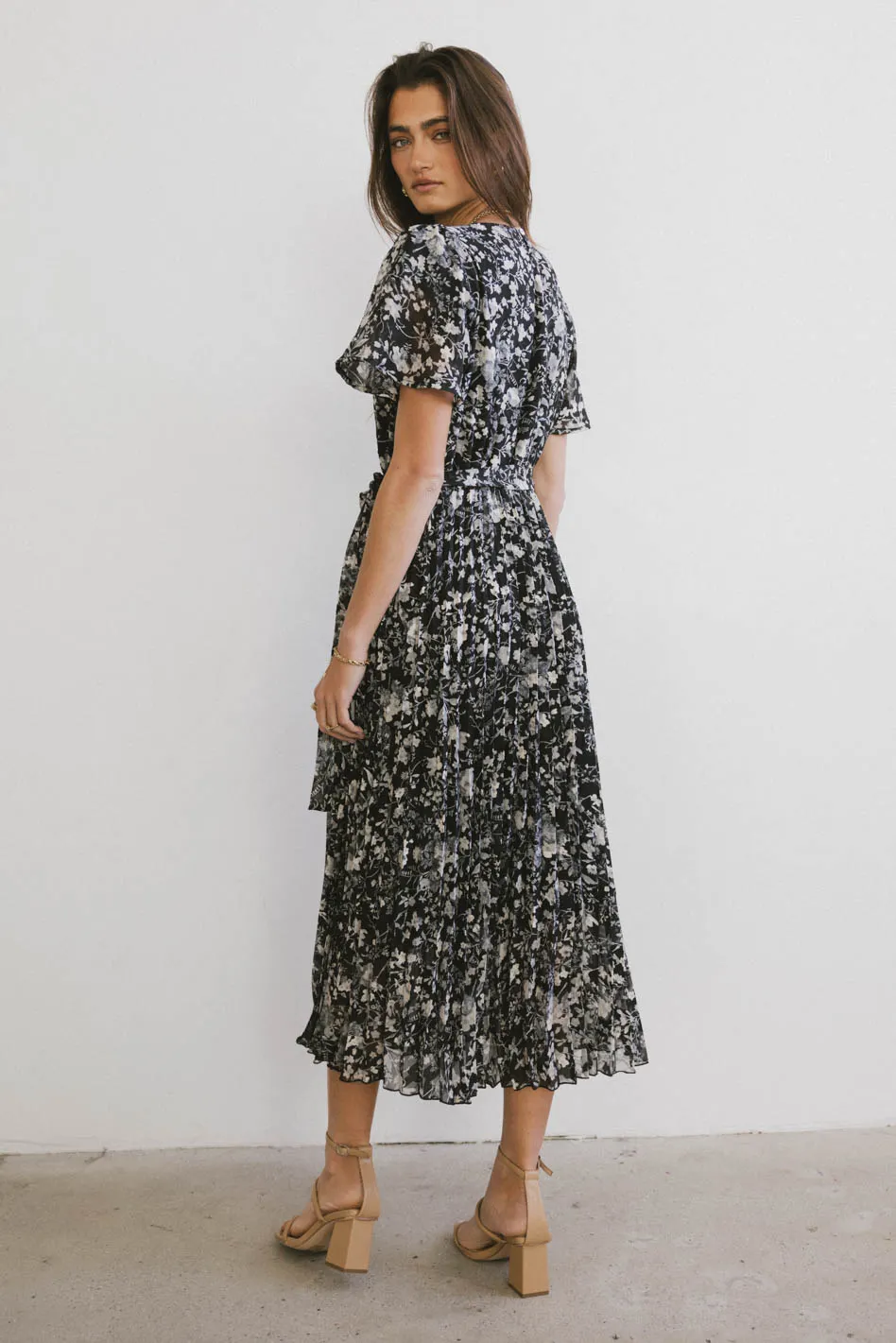 Mary Anne Floral Midi Dress in Black