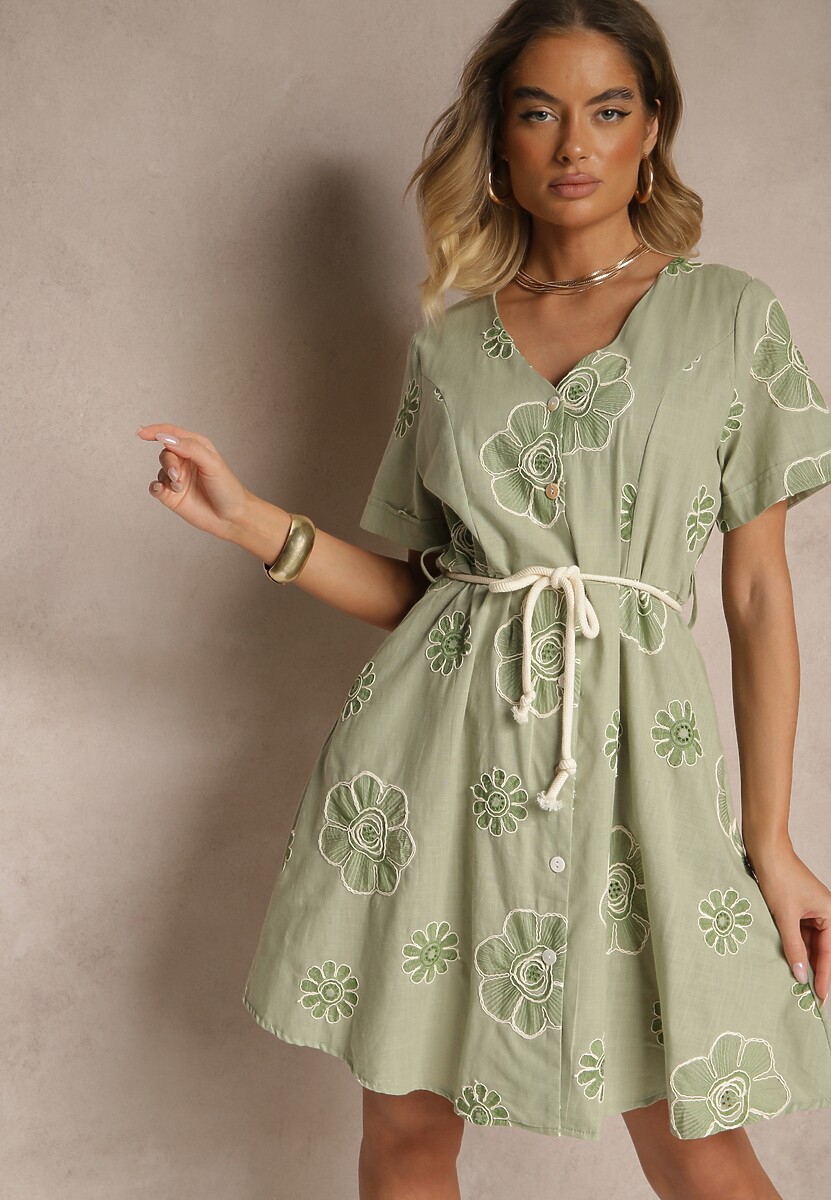 Jasnozielona Sukienka Boho Ozdobiona Sznurkiem i Haftami Evinelle