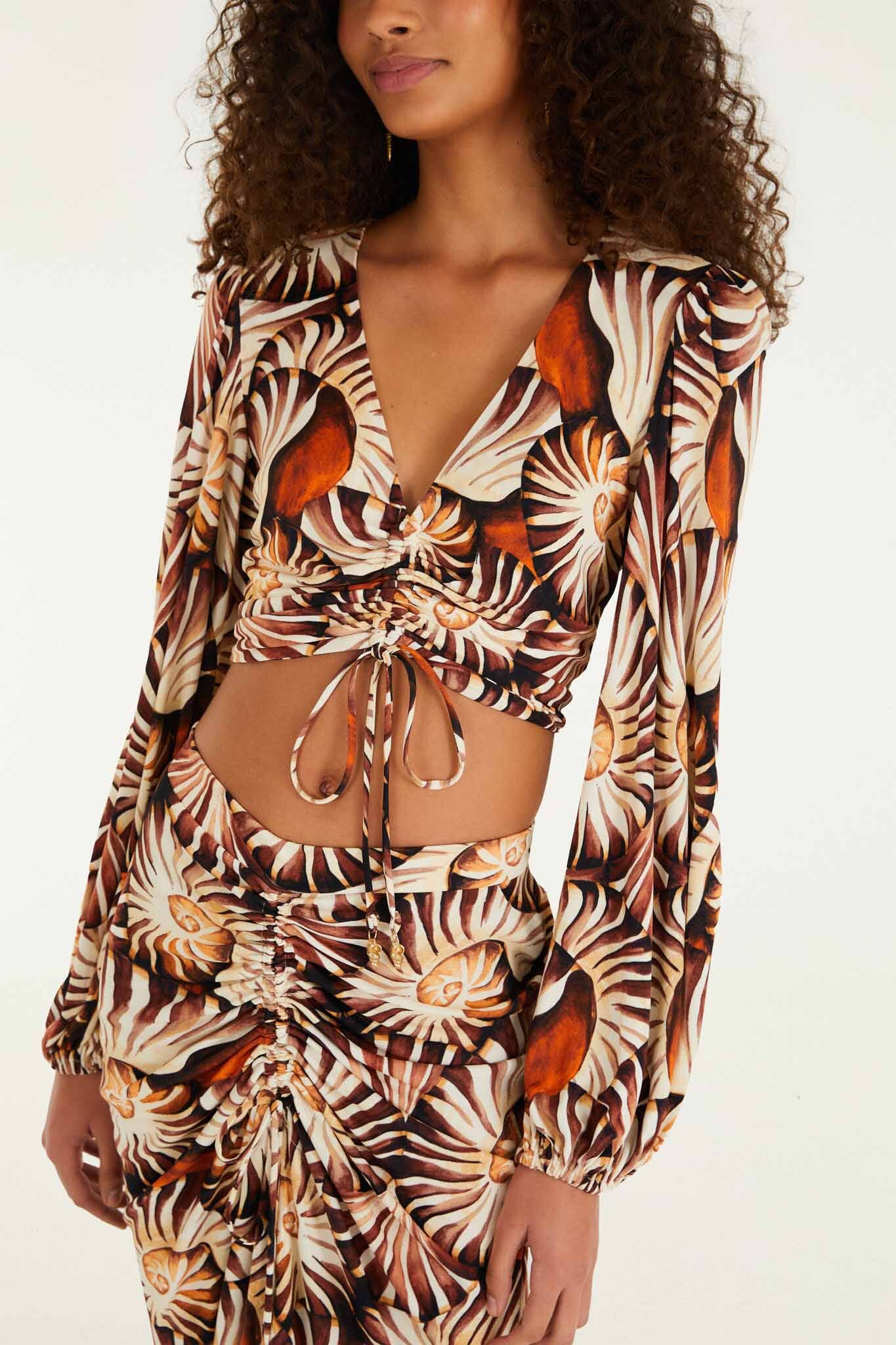 Multicolor Ammonite Ruched Long Sleeve Crop Top
