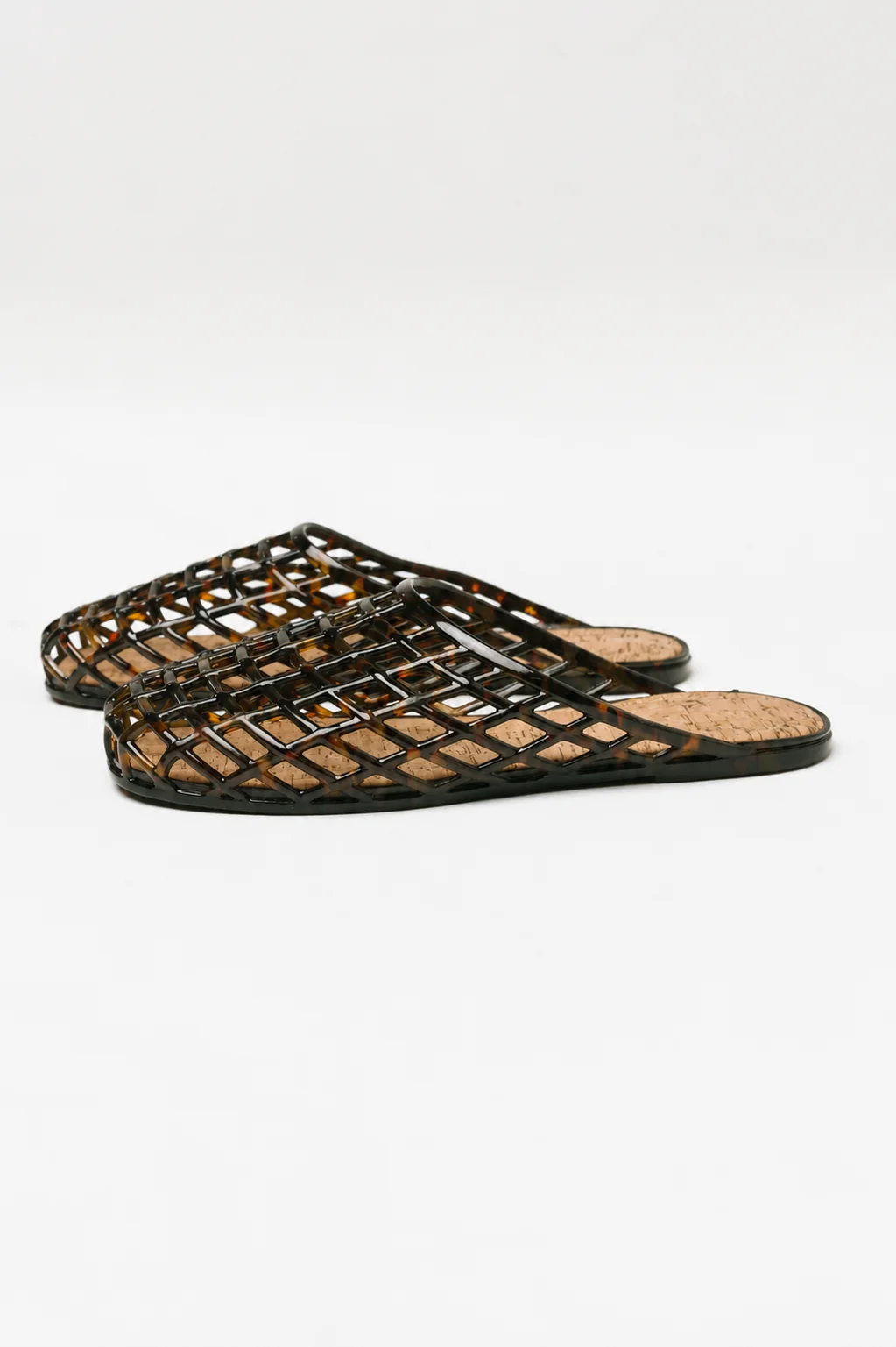 Darby Jelly Shoe in Tortoise
